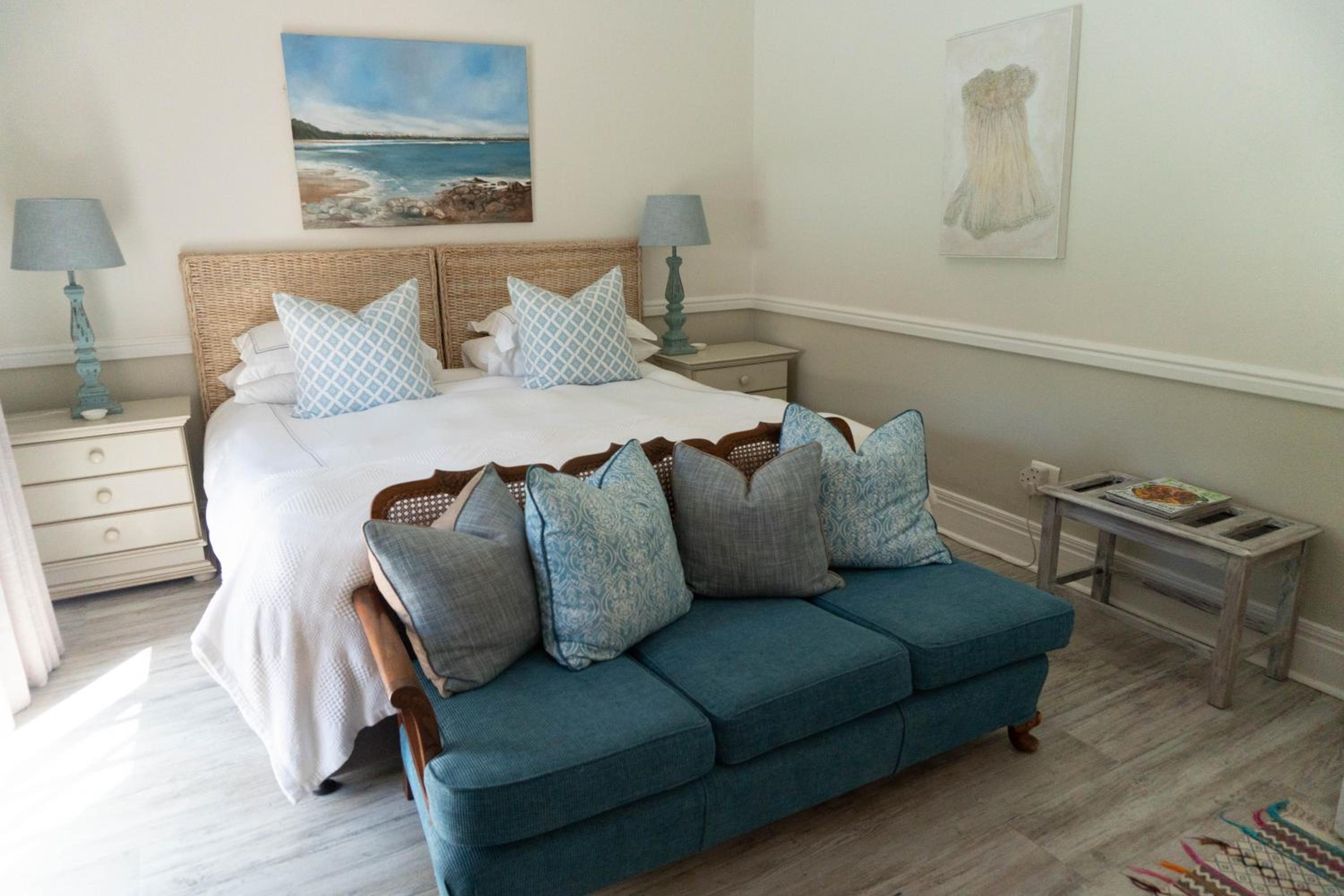 Admiralty Beach House