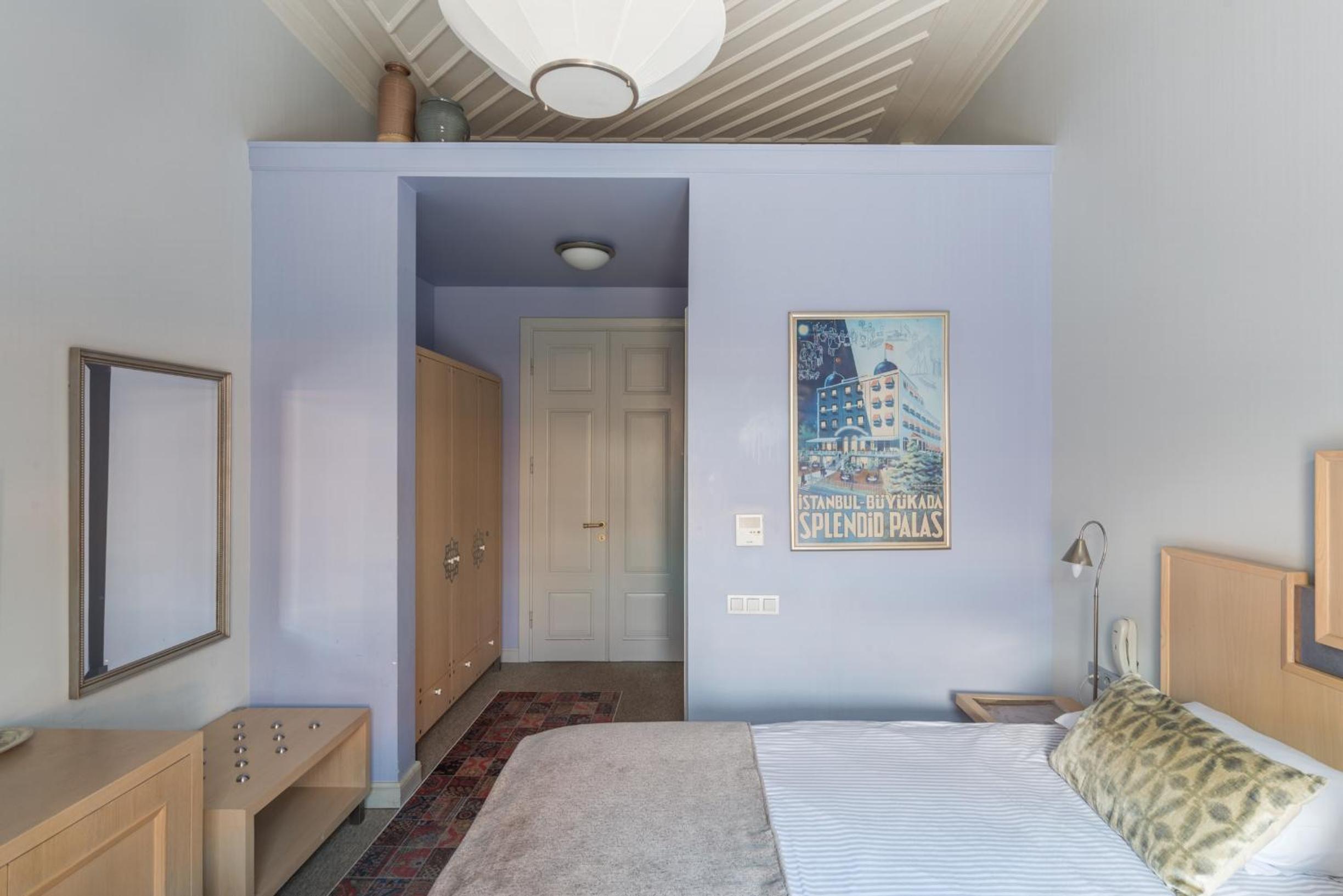 Delight Deluxe Hotel - Image 101