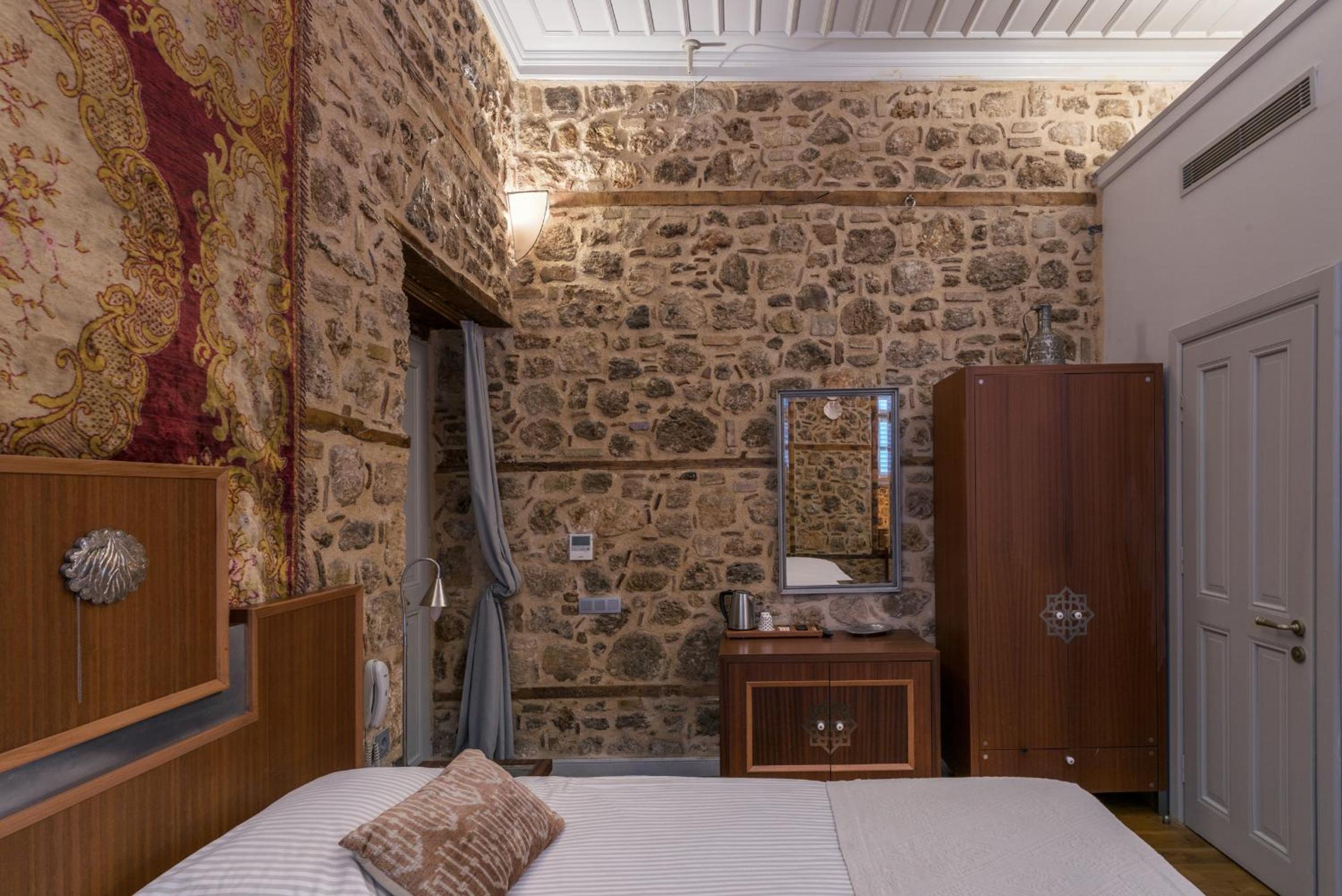 Delight Deluxe Hotel - Image 95