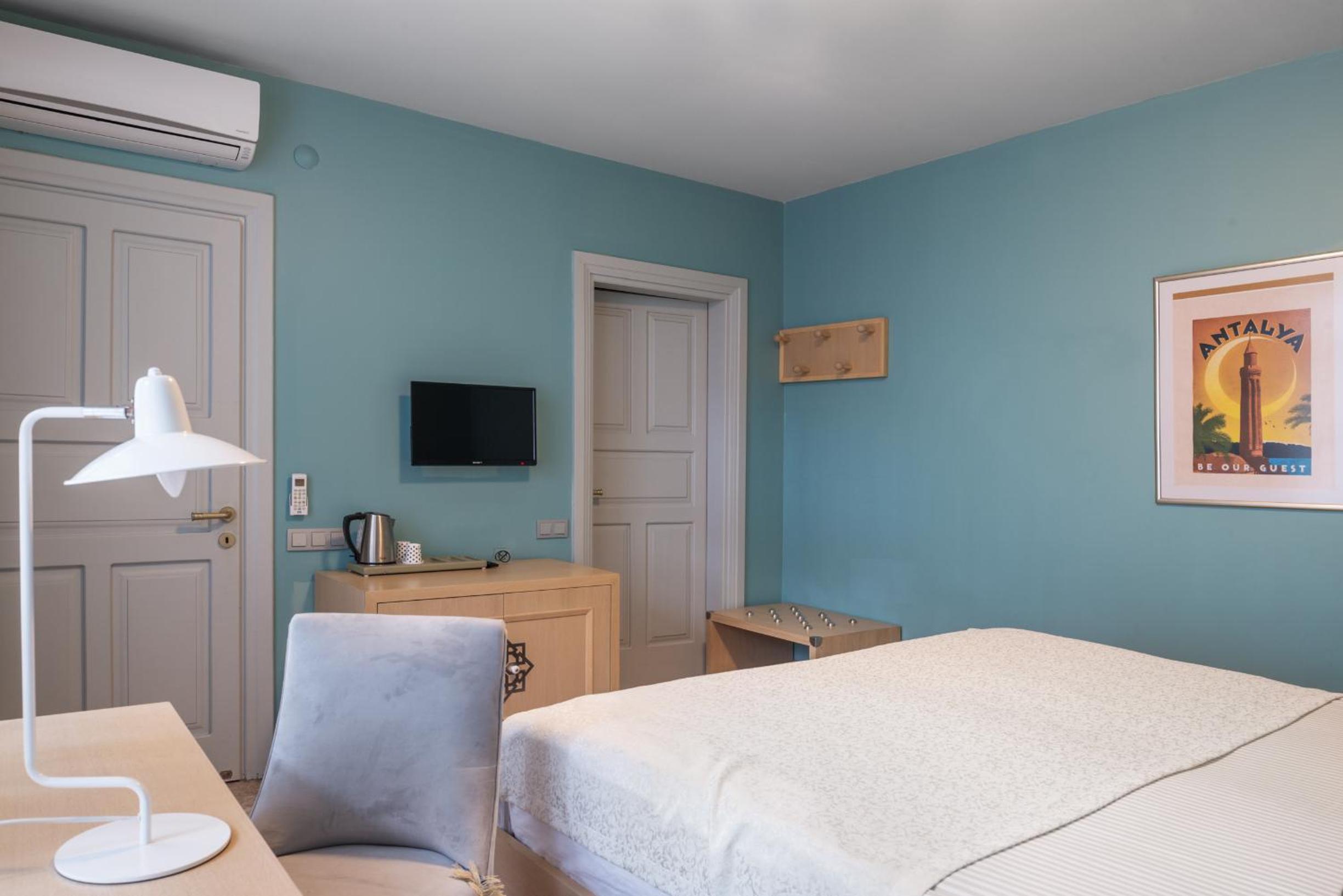 Delight Deluxe Hotel - Image 15