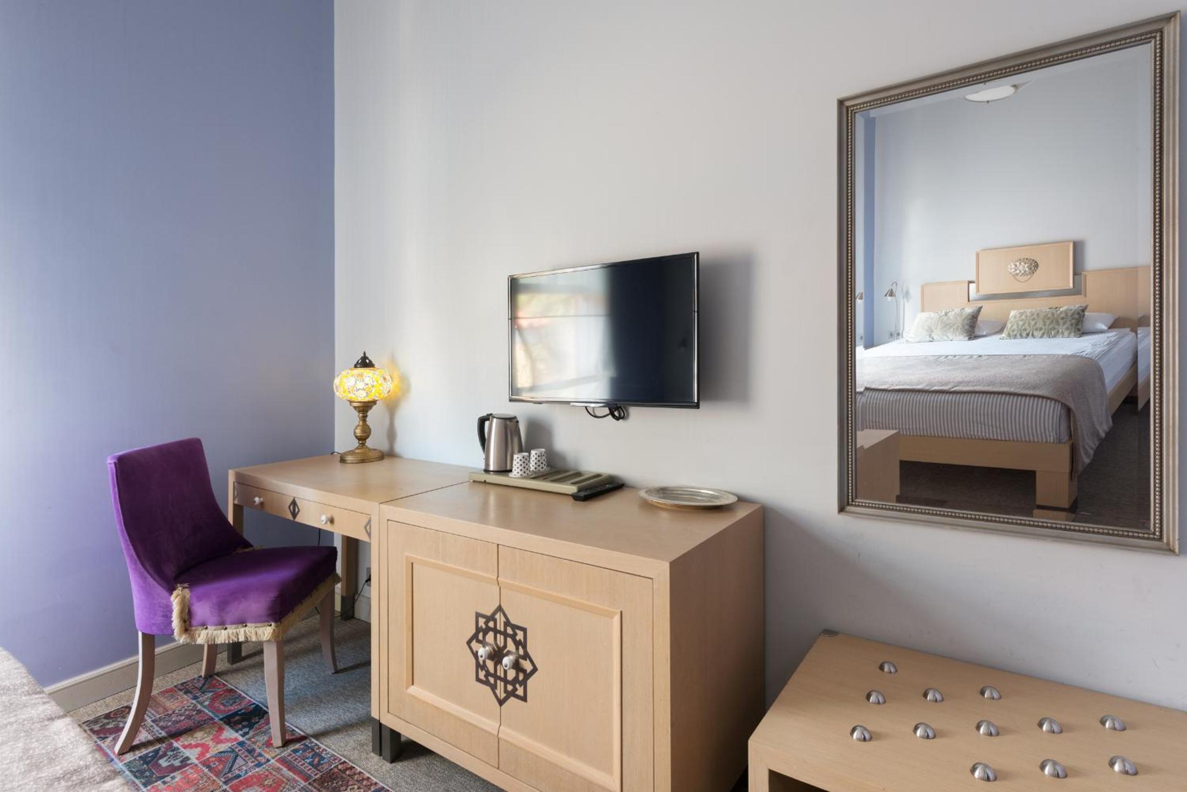 Delight Deluxe Hotel - Image 14