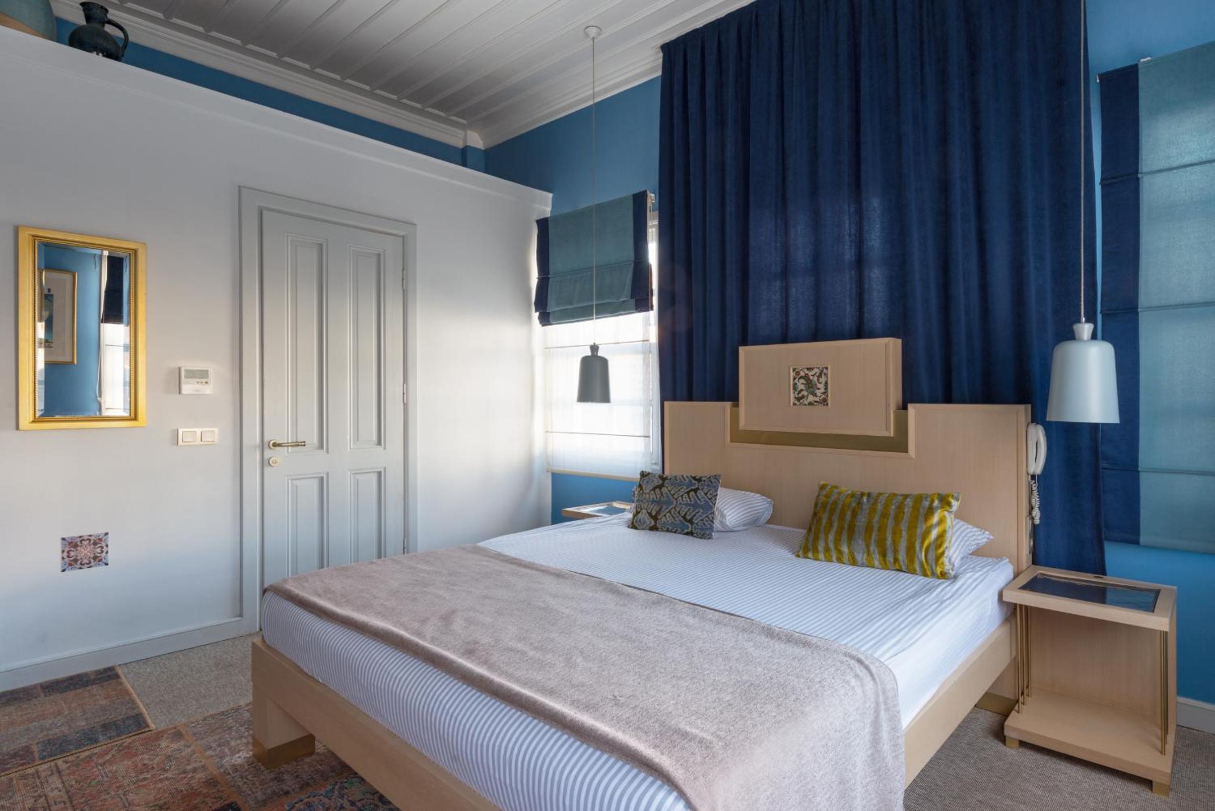 Delight Deluxe Hotel - Image 121