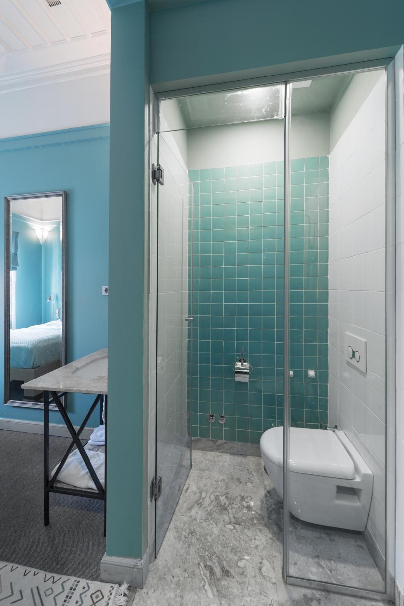 Delight Deluxe Hotel - Image 125