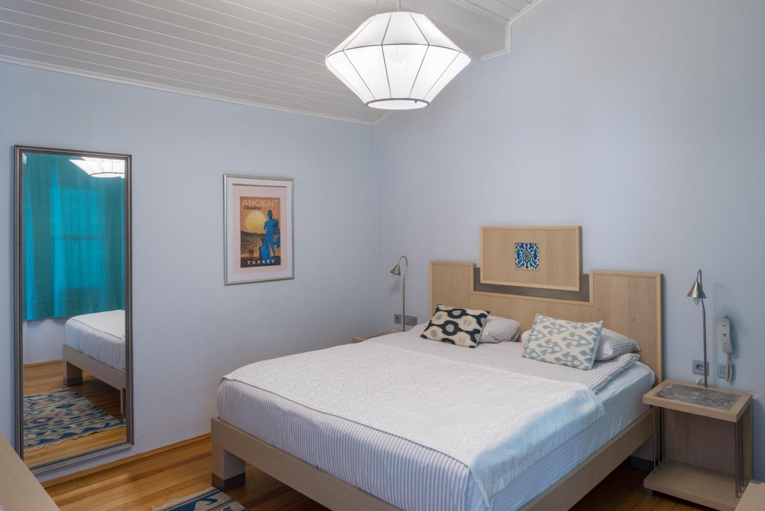 Delight Deluxe Hotel - Image 142