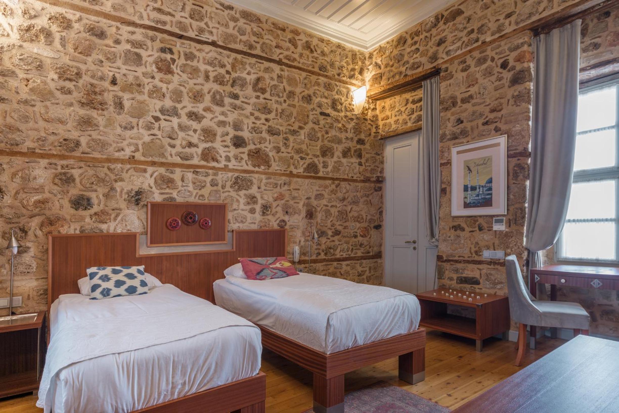 Delight Deluxe Hotel - Image 152