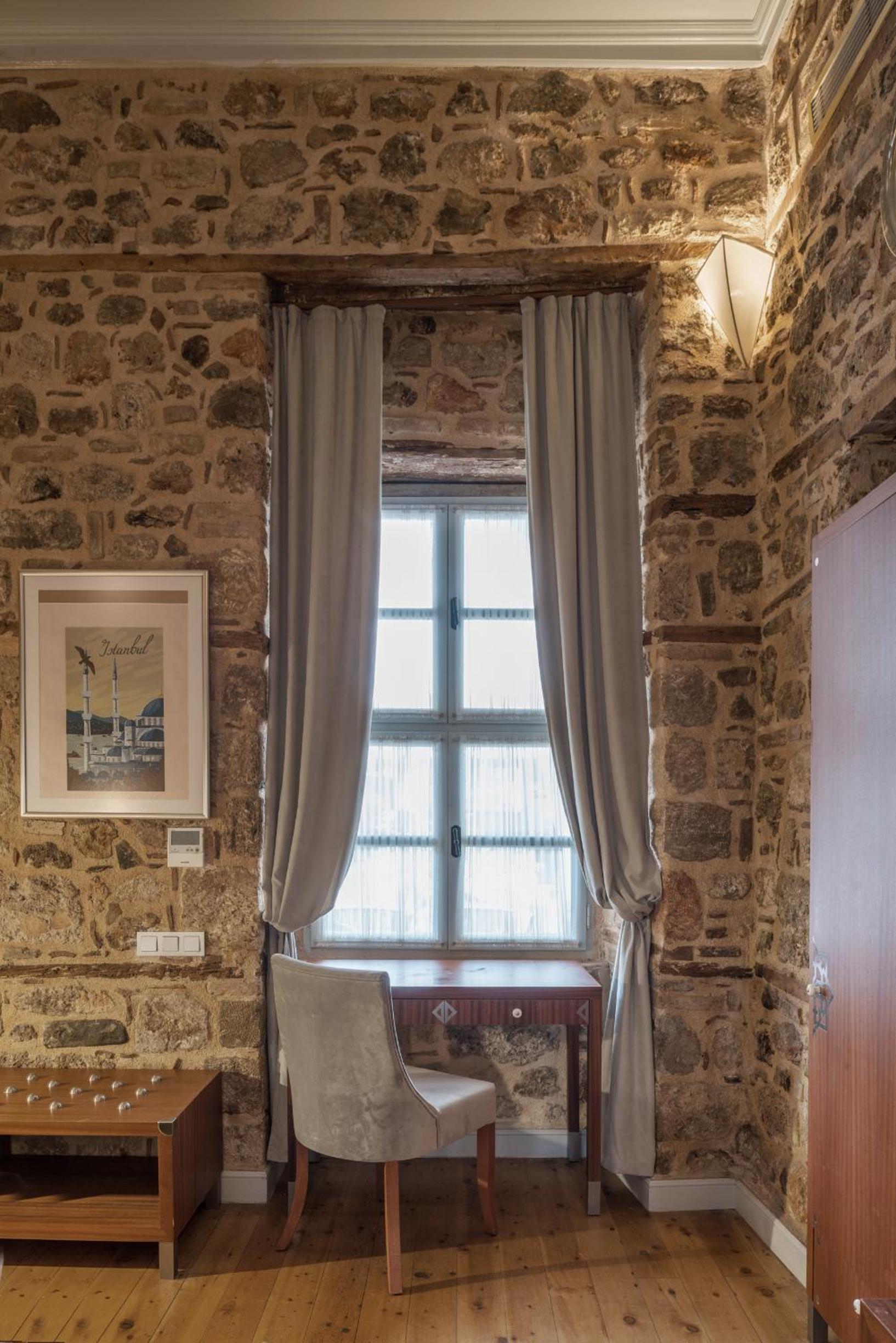 Delight Deluxe Hotel - Image 148