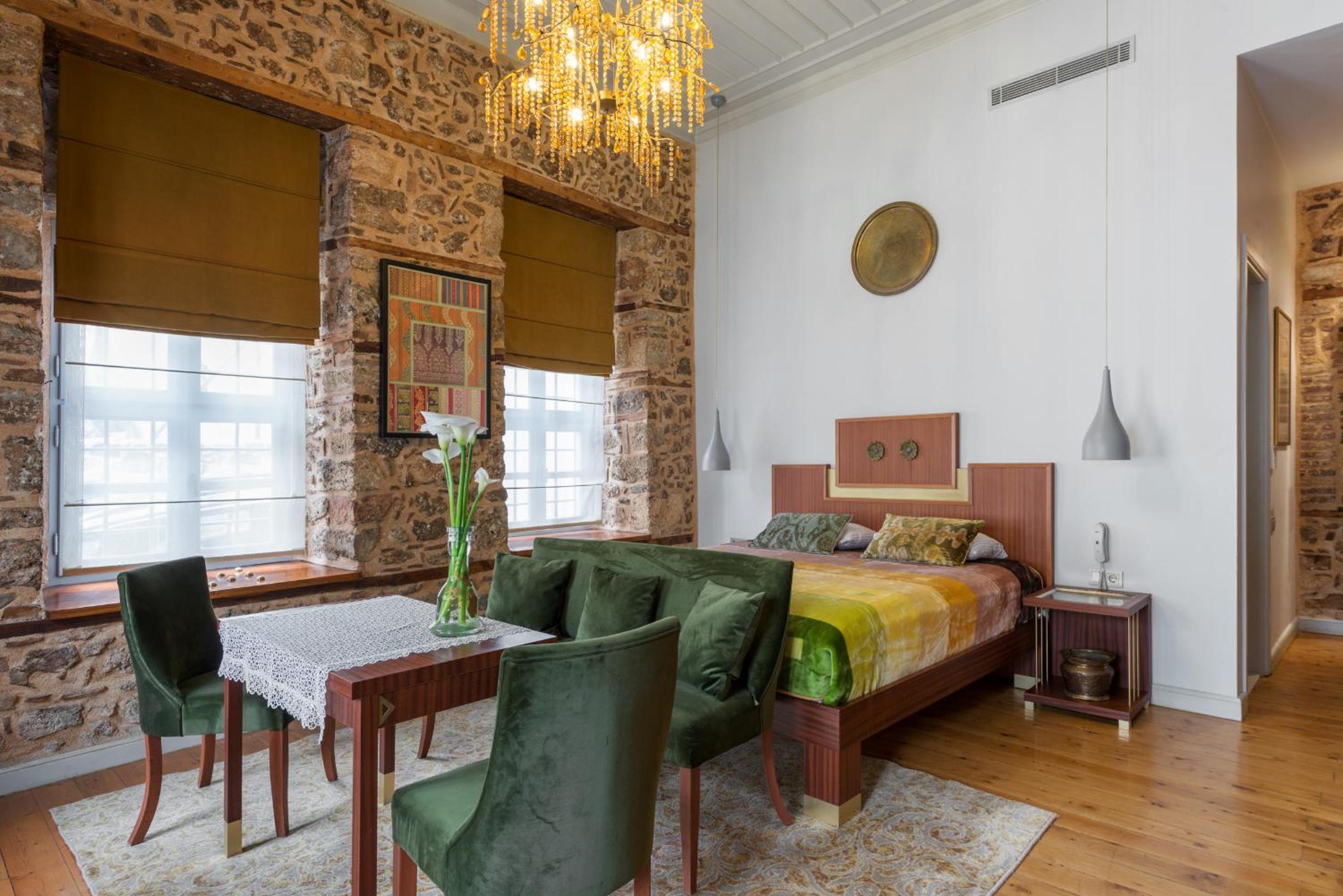 Delight Deluxe Hotel - Image 161