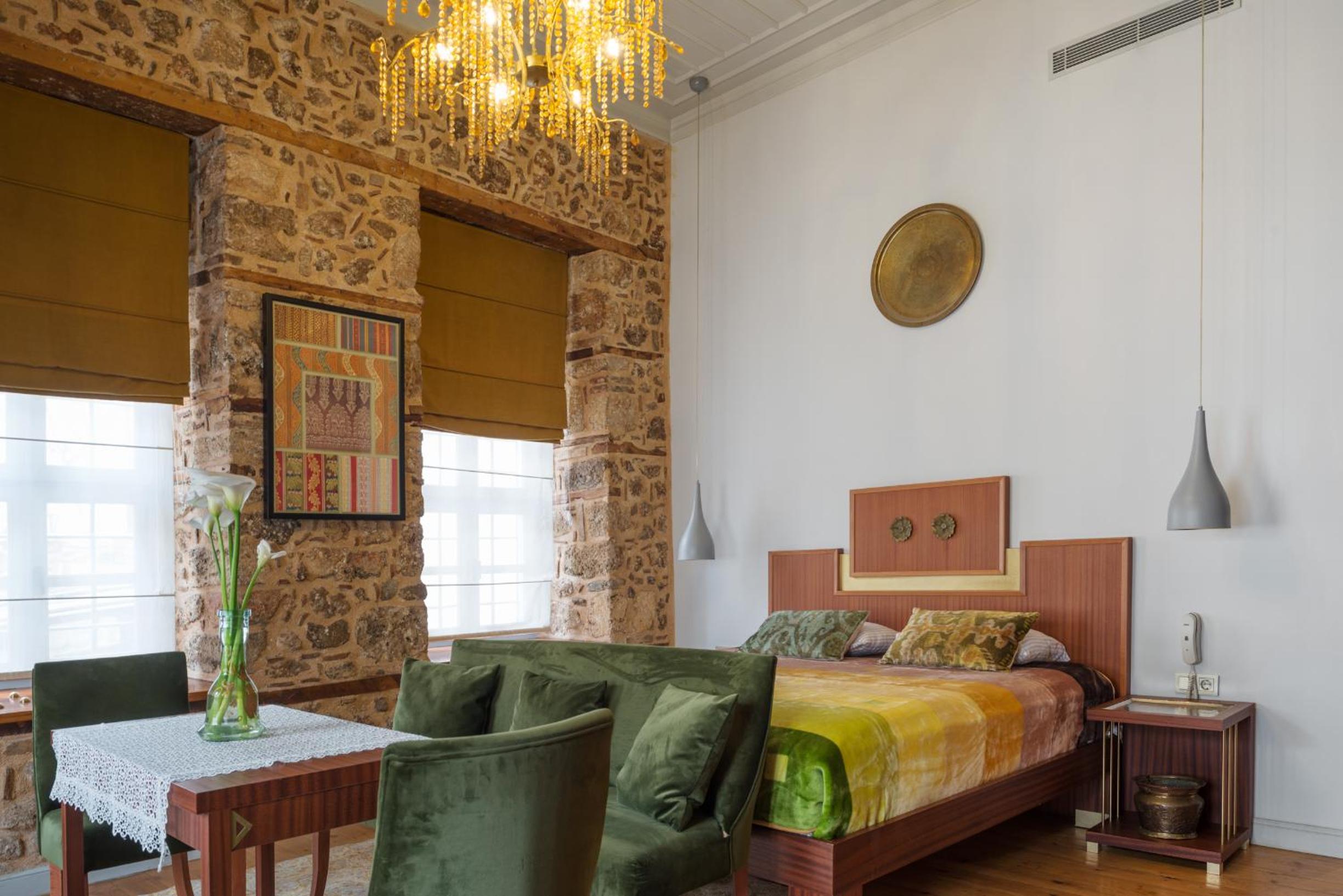 Delight Deluxe Hotel - Image 166