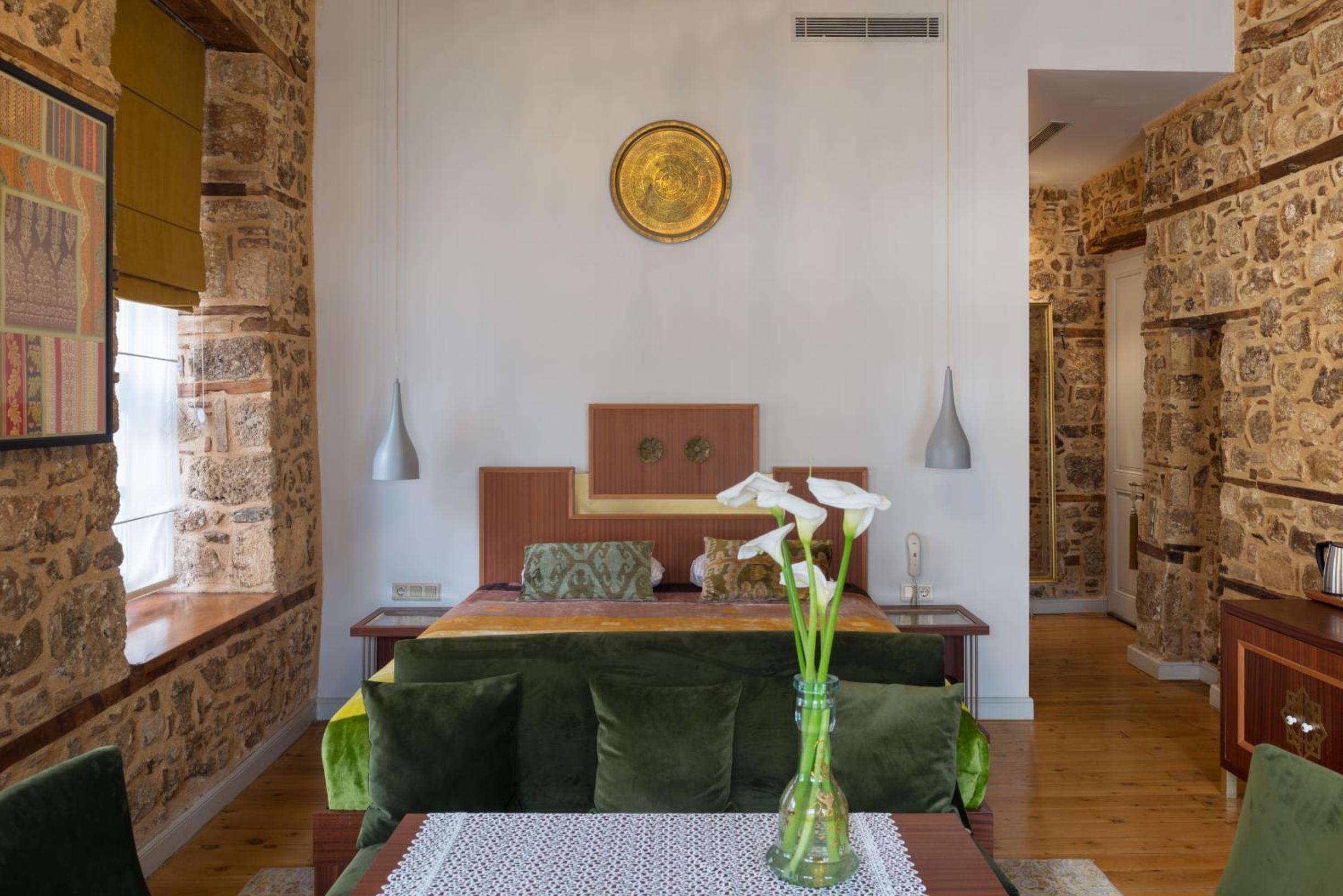 Delight Deluxe Hotel - Image 172