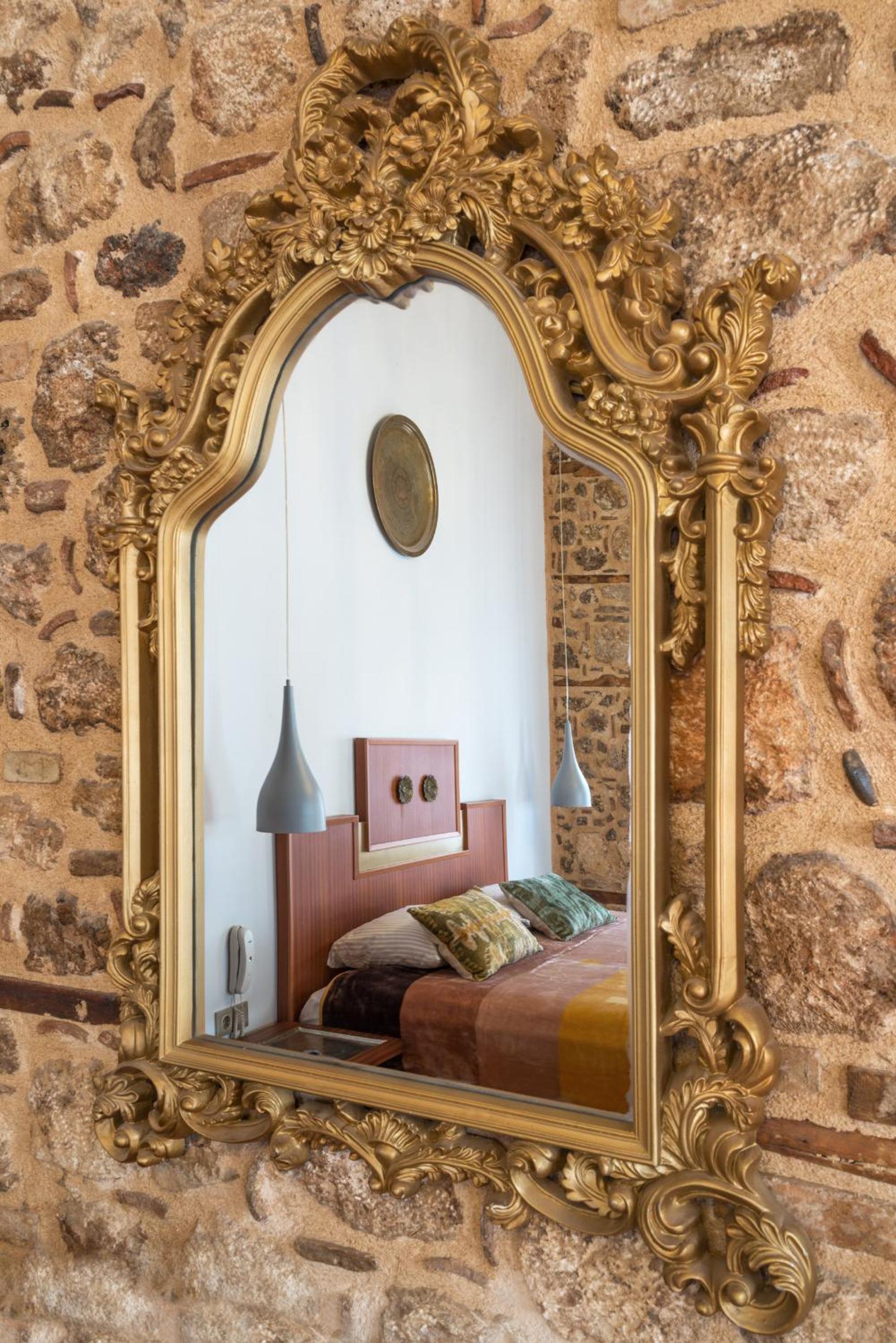 Delight Deluxe Hotel - Image 171