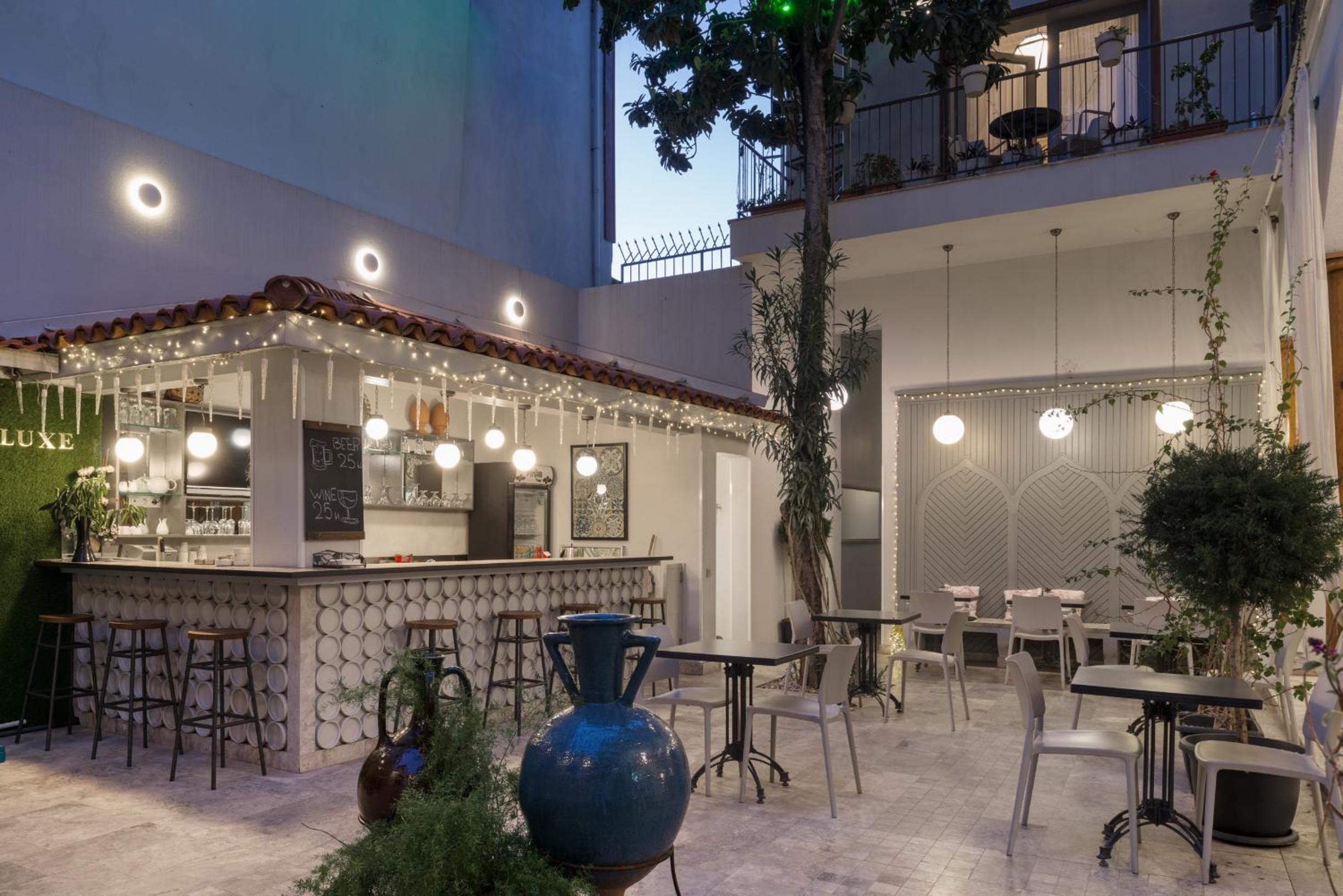 Delight Deluxe Hotel - Image 196