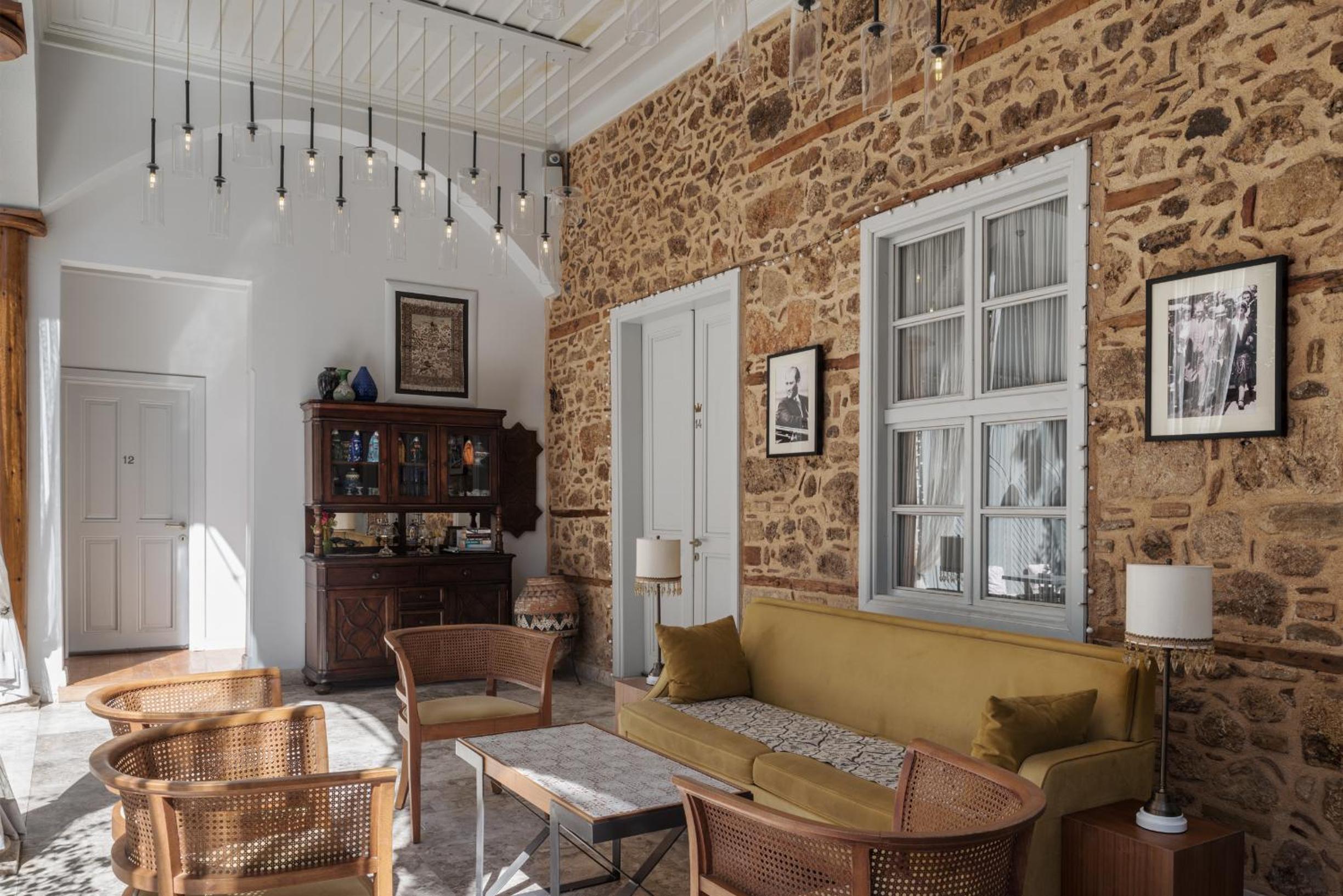 Delight Deluxe Hotel - Image 197