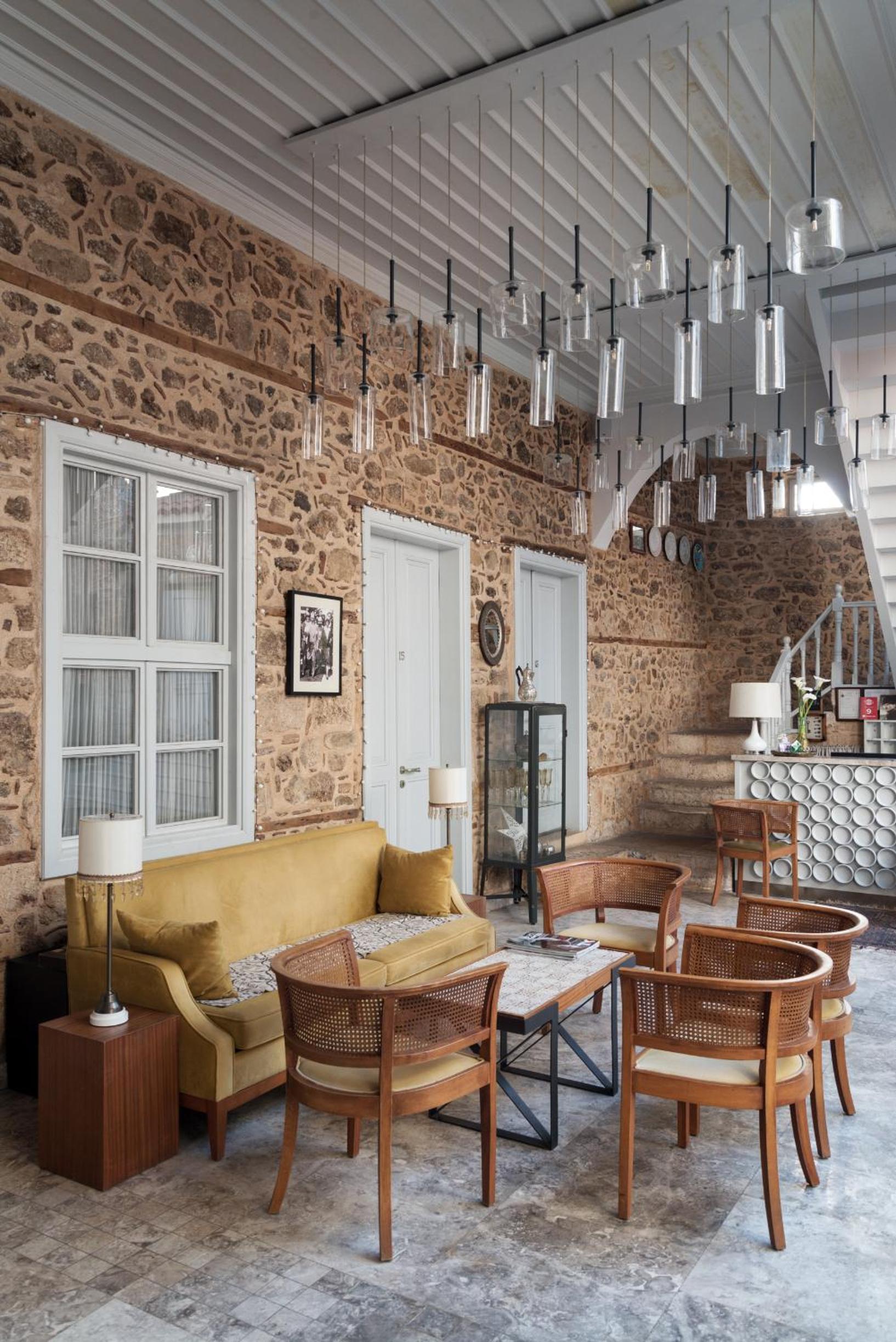 Delight Deluxe Hotel - Image 23