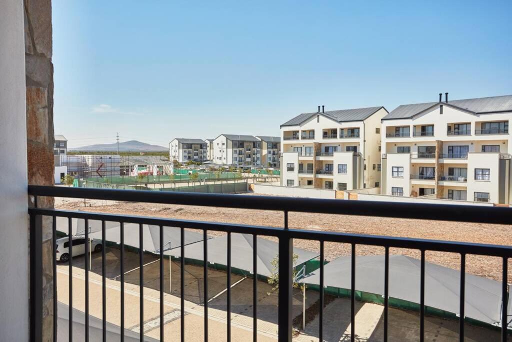Alimama Spaces: The Manson's Fynbos view 5