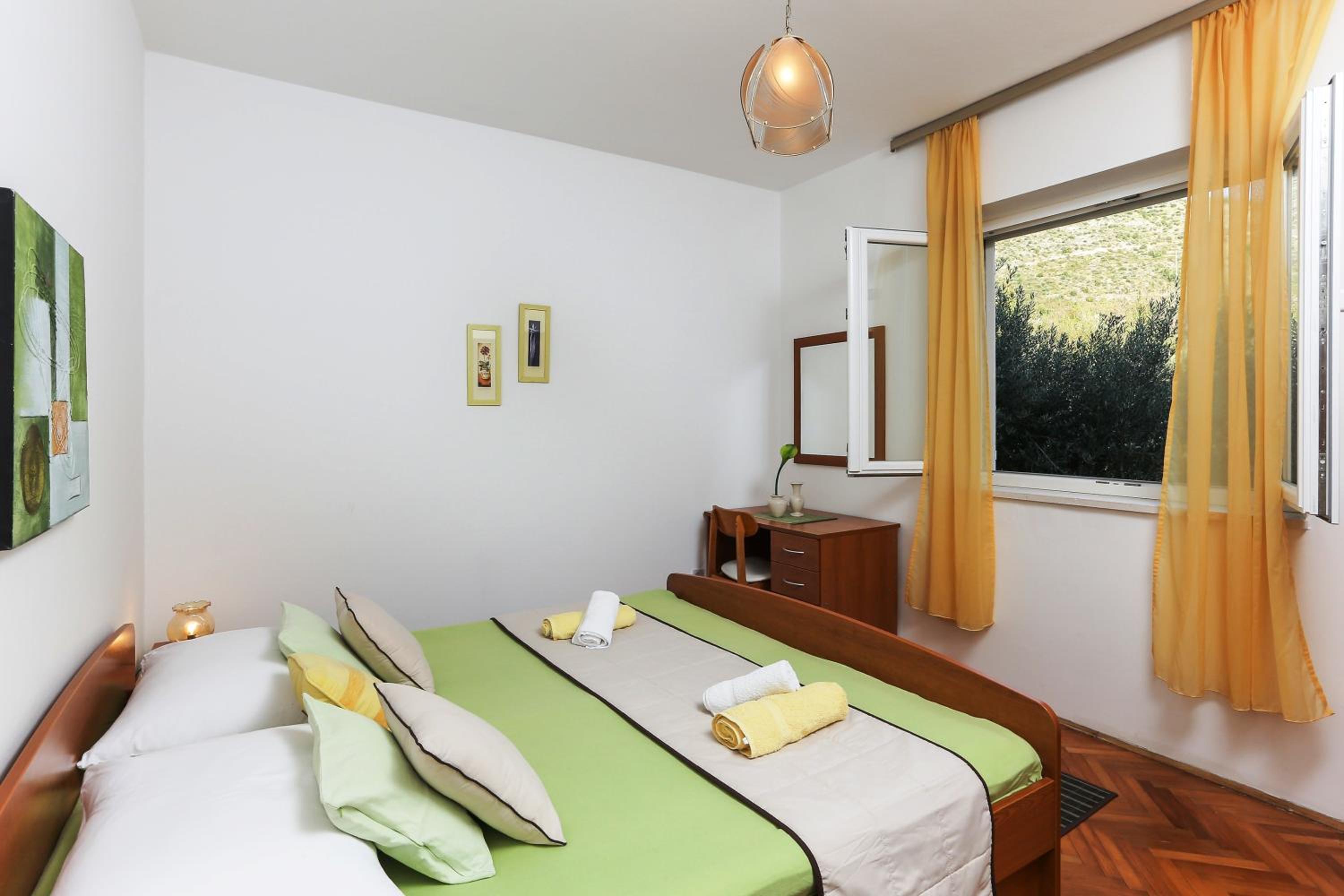 Apartments Lina