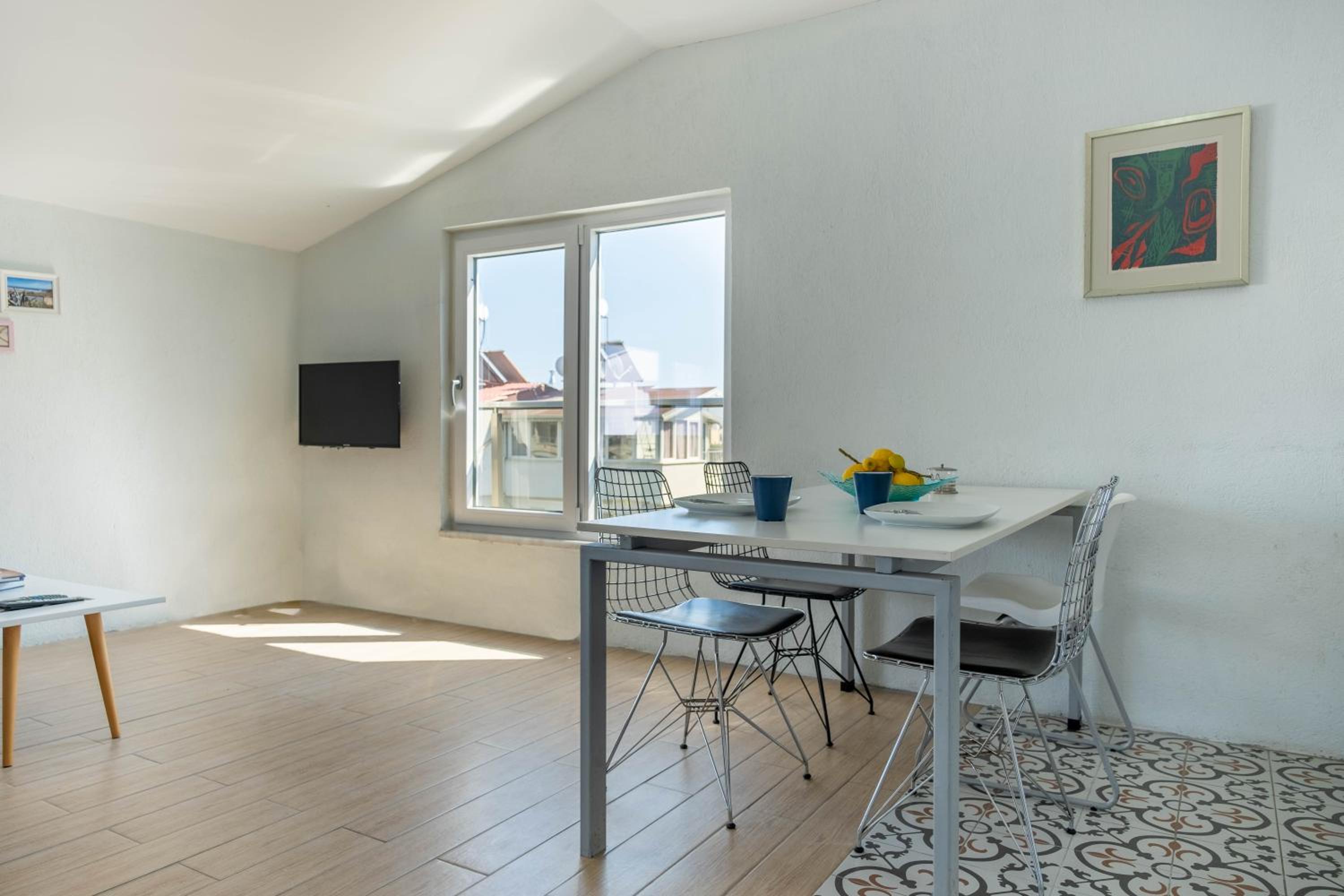 EV Apartments