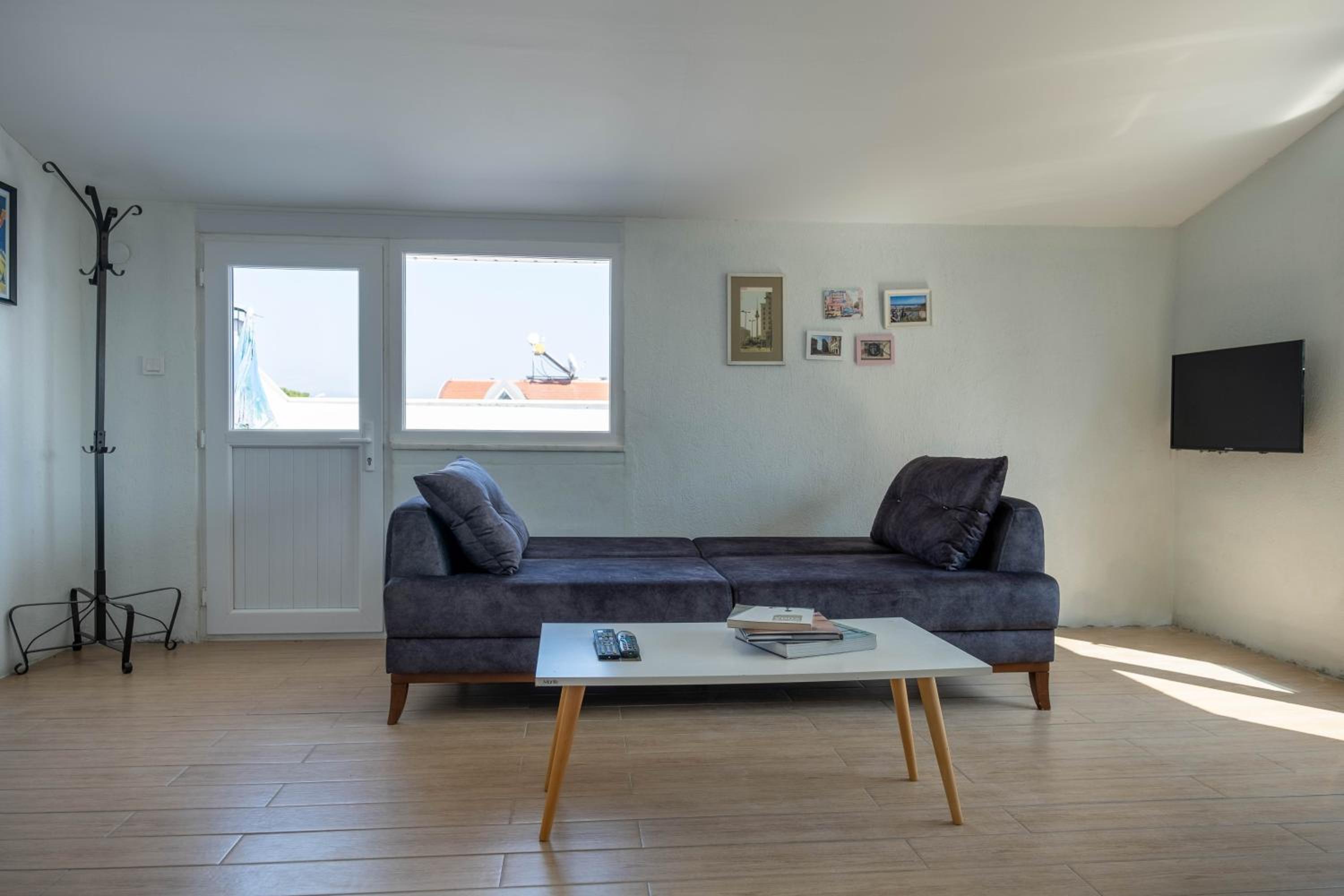 EV Apartments