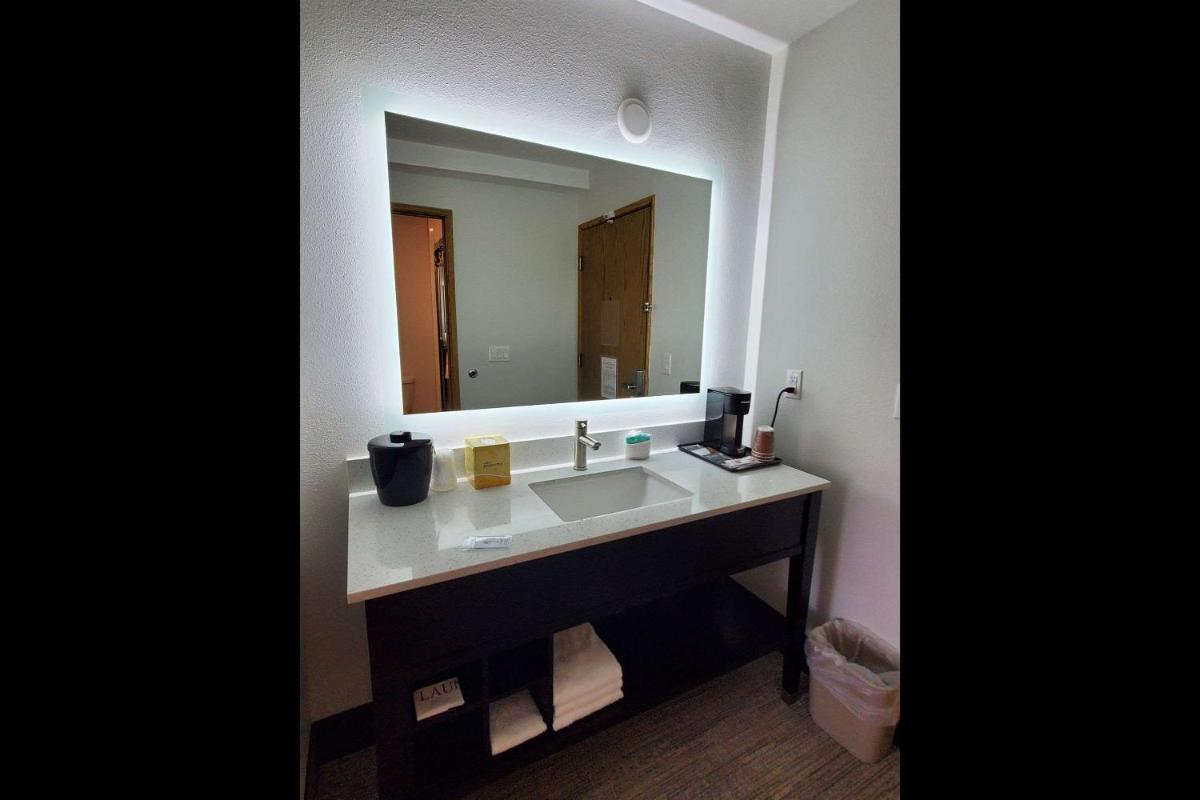 Hotel Thea Tacoma, Ascend Hotel Collection view 4
