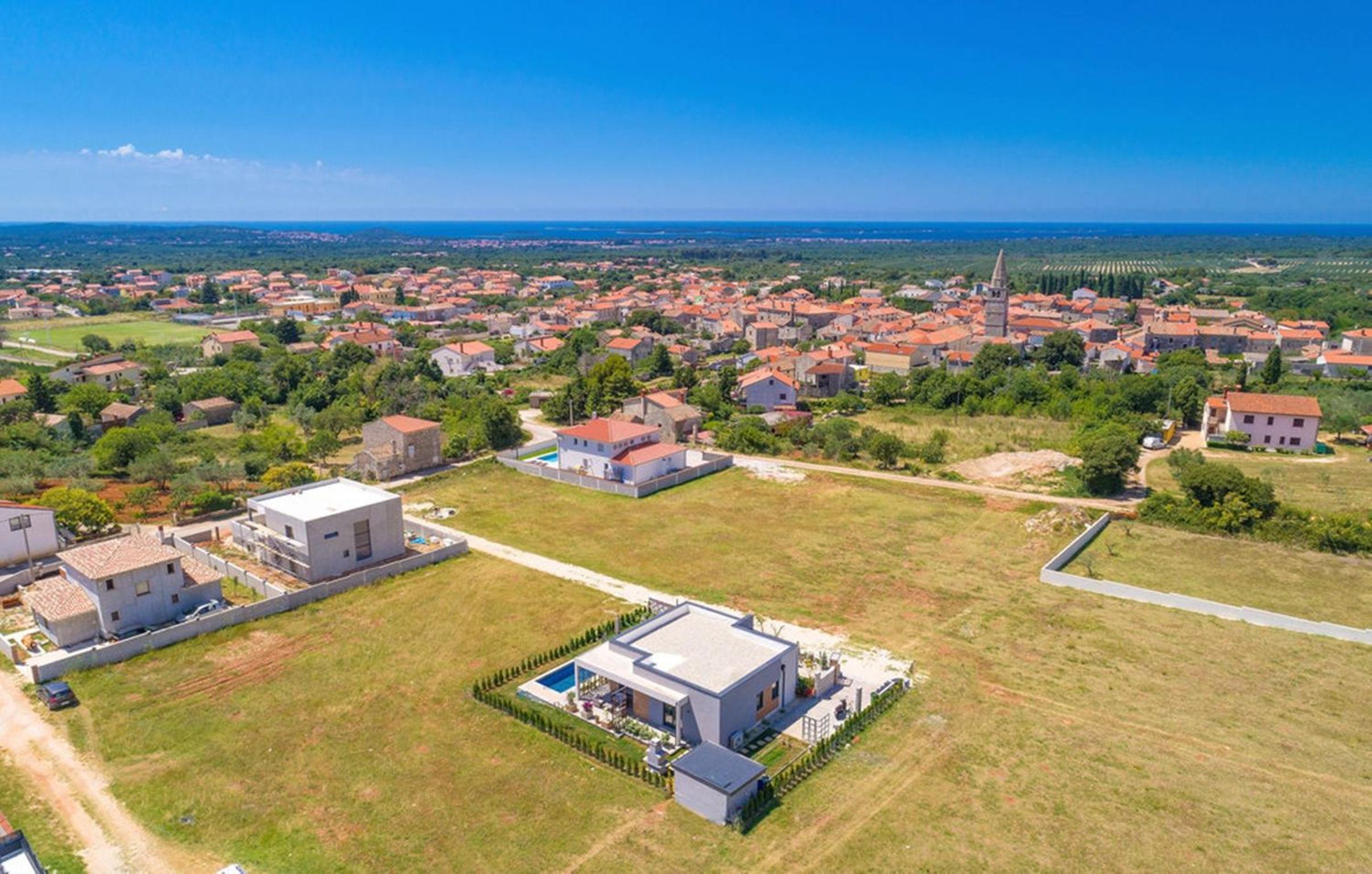 Villa Lily view 3
