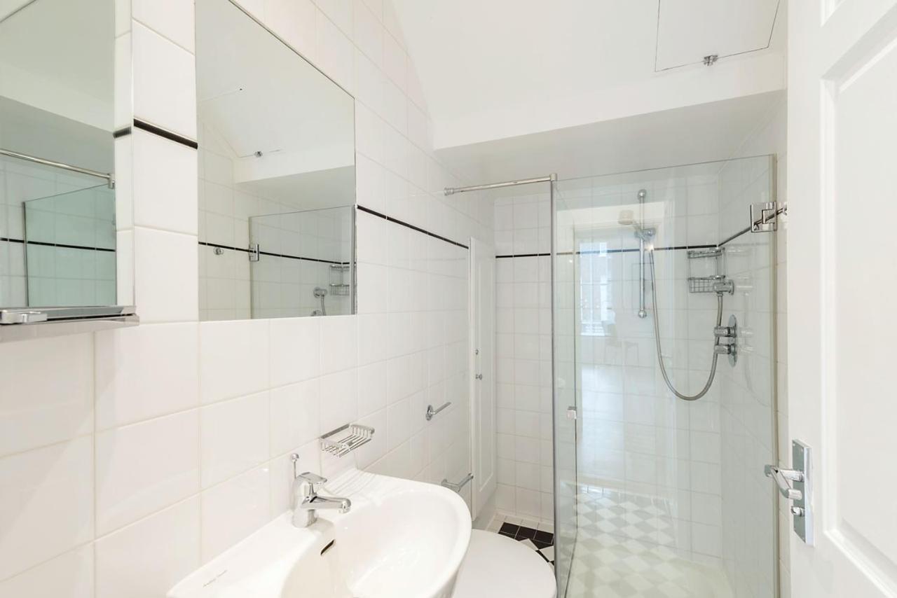 Marylebone - Crawford Street by Viridian Apartments