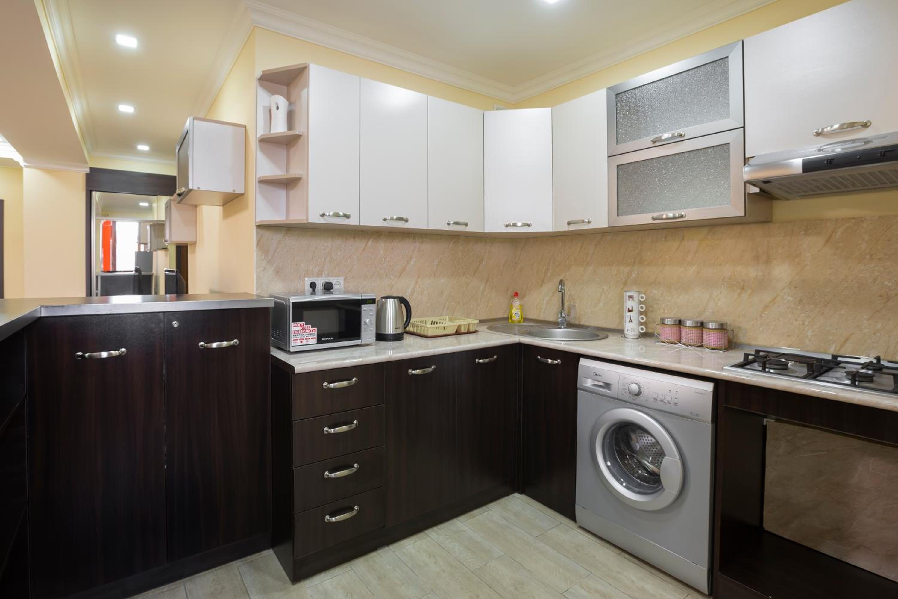 Umba Apartment N5 - balcony and Mount Ararat view