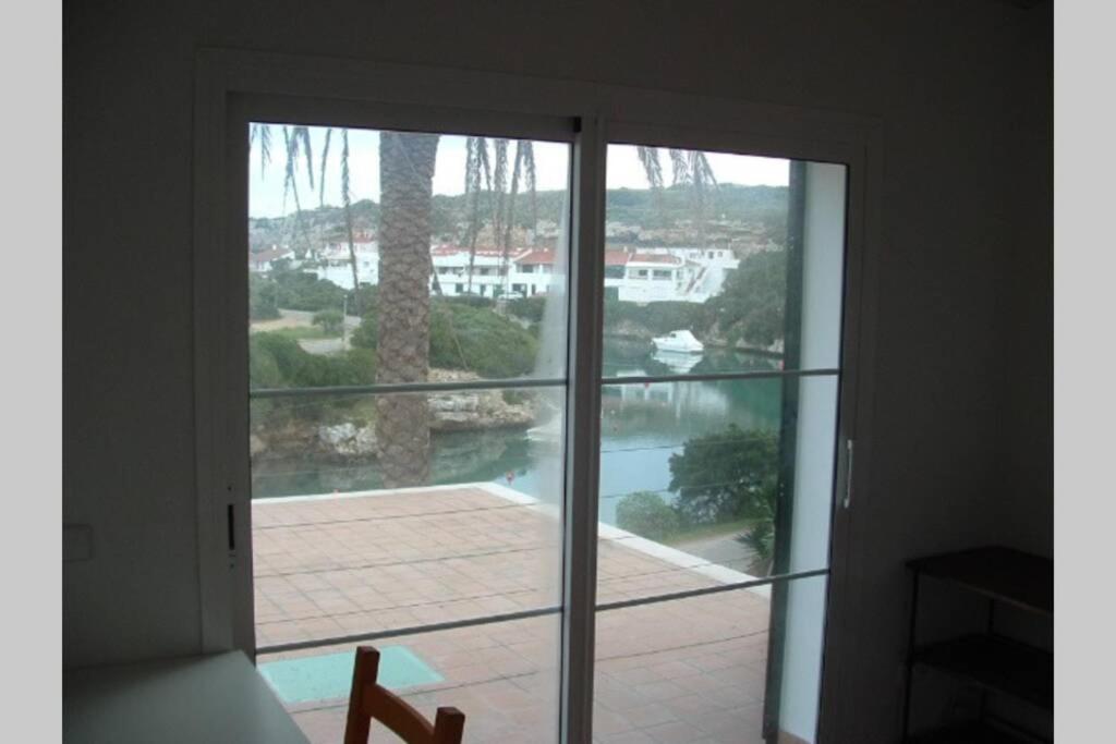 Preciosa casa en primera línea del mar view 3