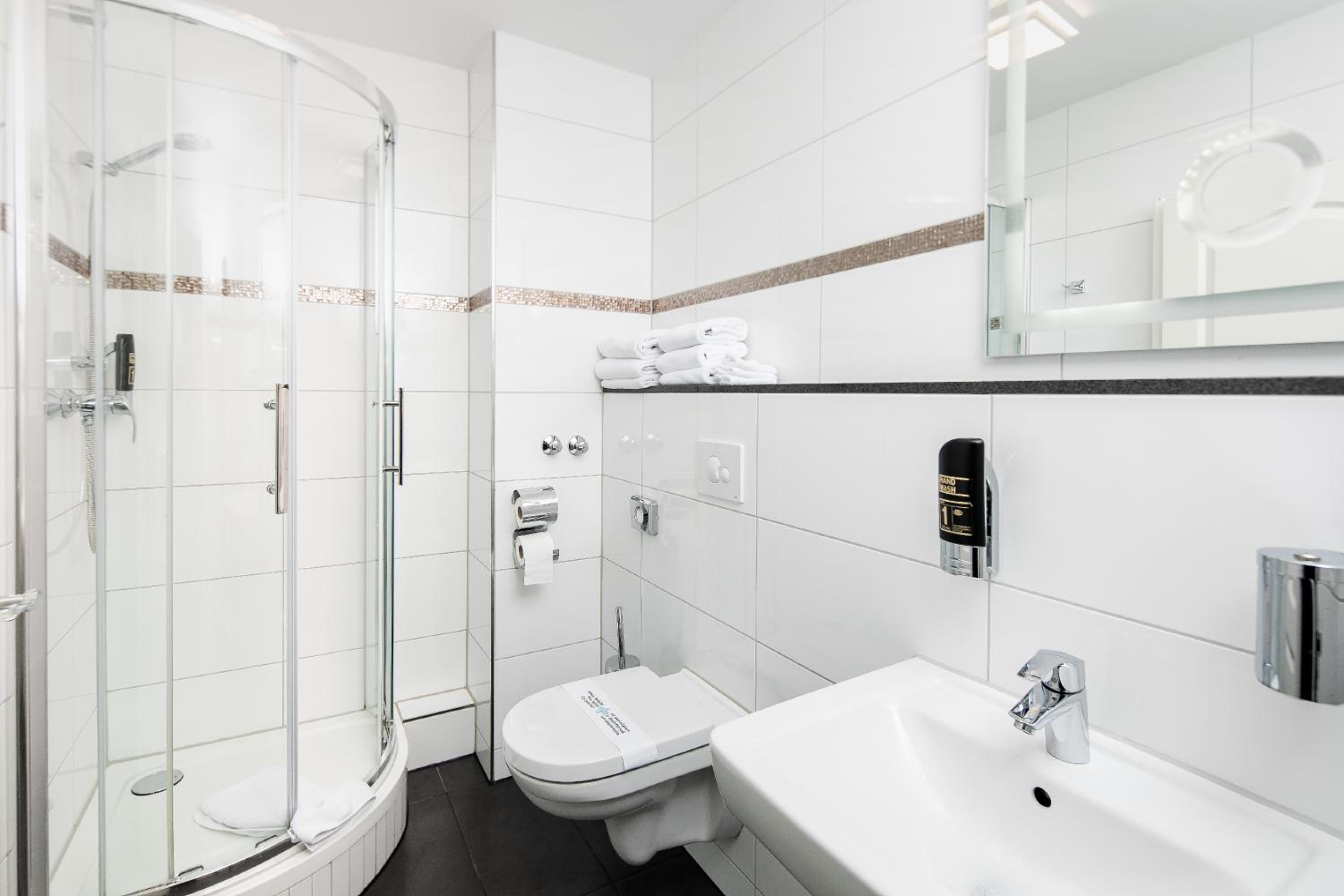 Offenbach Vacations - City Hotel Kaiserhof - Property Image 9