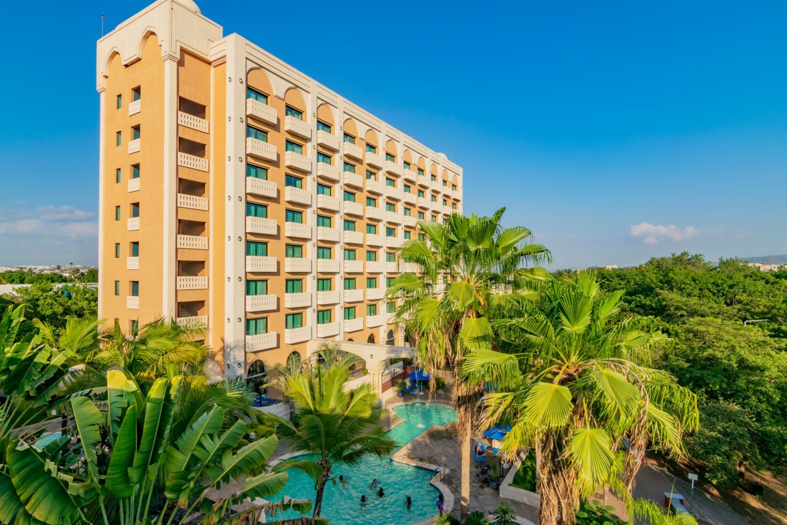 Culiacan Vacations - Hotel Lucerna Culiacan - Property Image 1