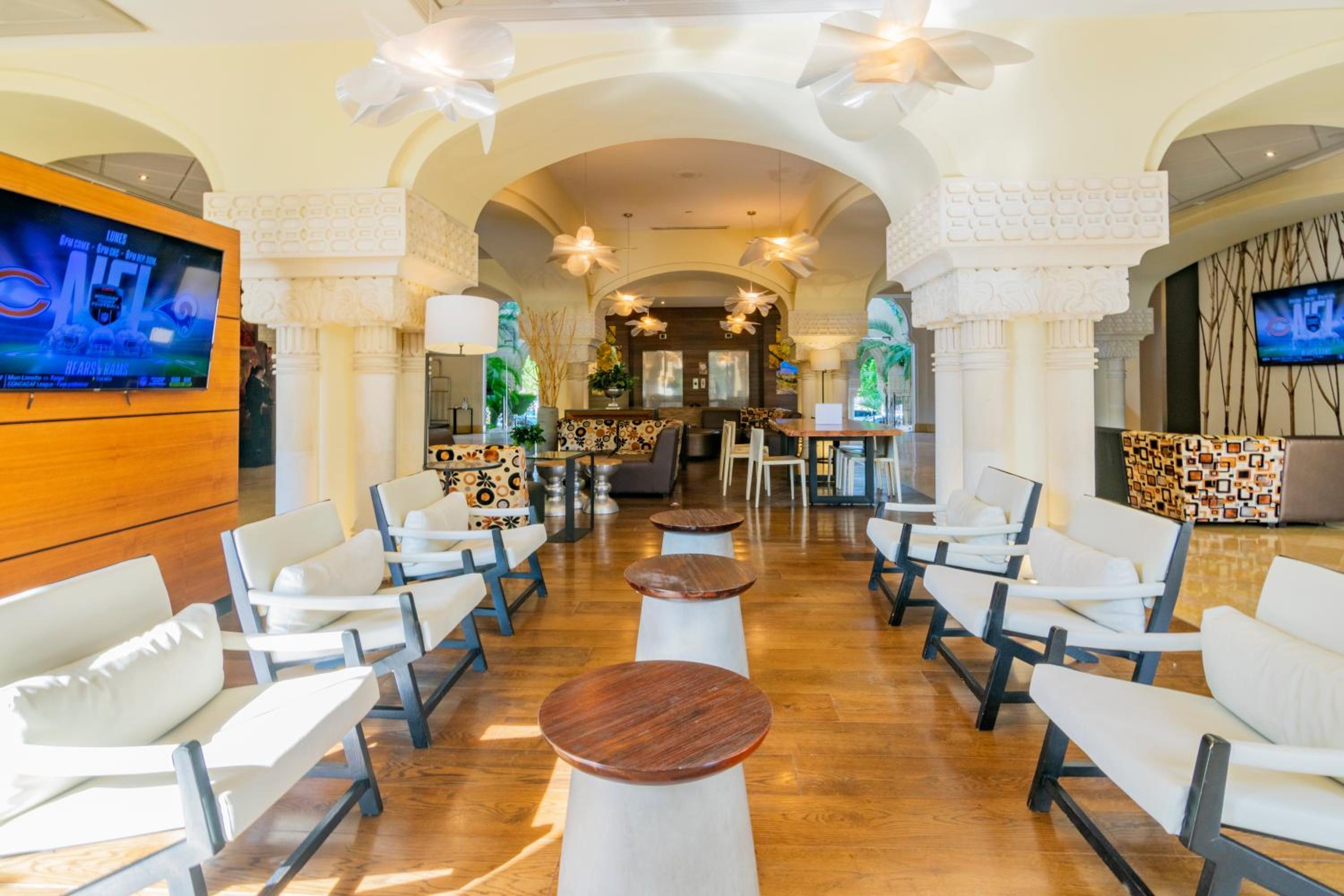 Culiacan Vacations - Hotel Lucerna Culiacan - Property Image 3