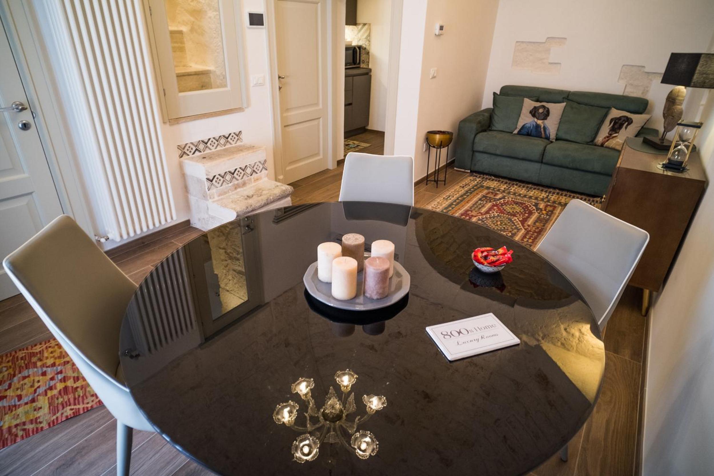 800s Home Luxury Rooms view 3