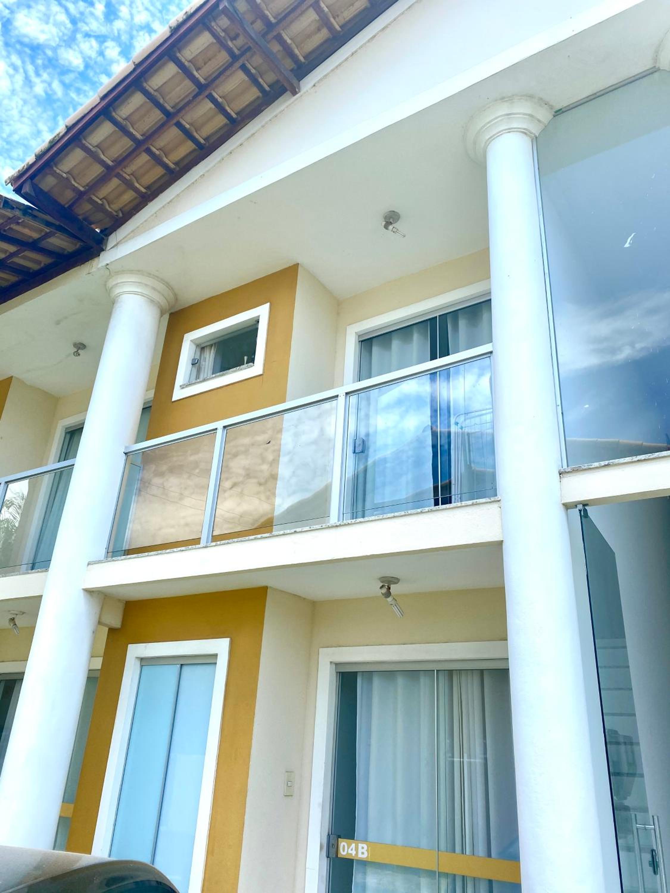 FLAT em residencial! Praia de taperapuan!