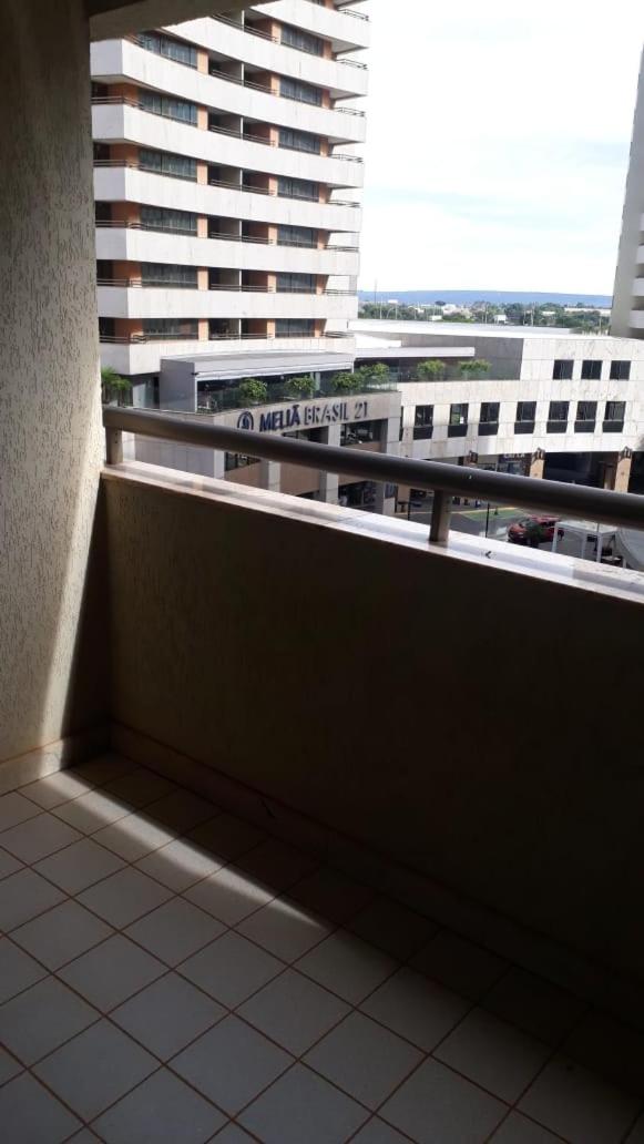 Apartamento no condomínio do Brasil 21 Suites