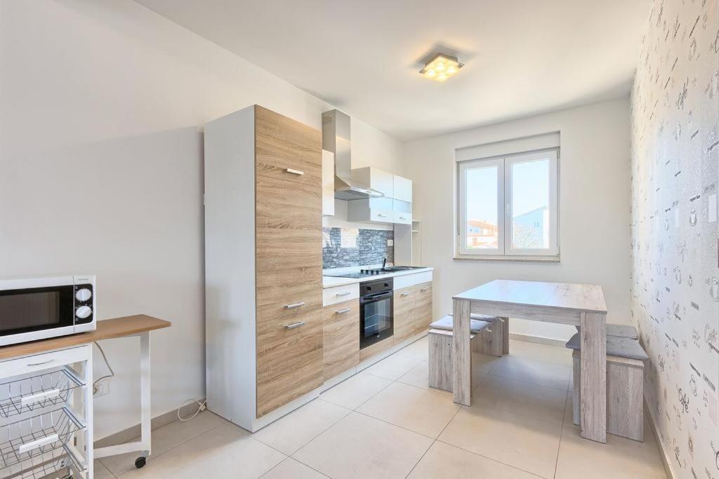 Lovely Fazana apartments 400m from the sea view 2