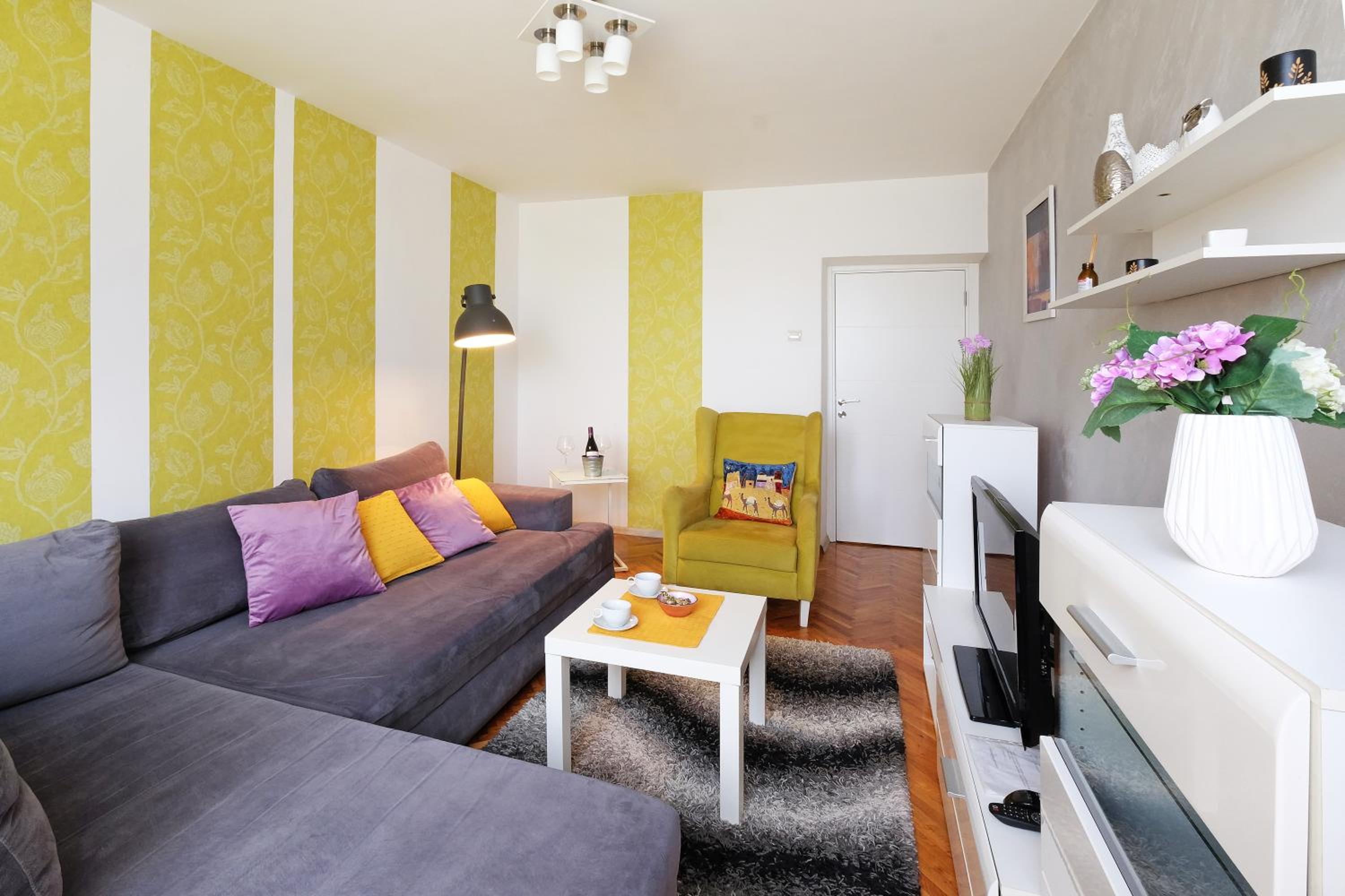 Apartment Paradise Fantasy view 3