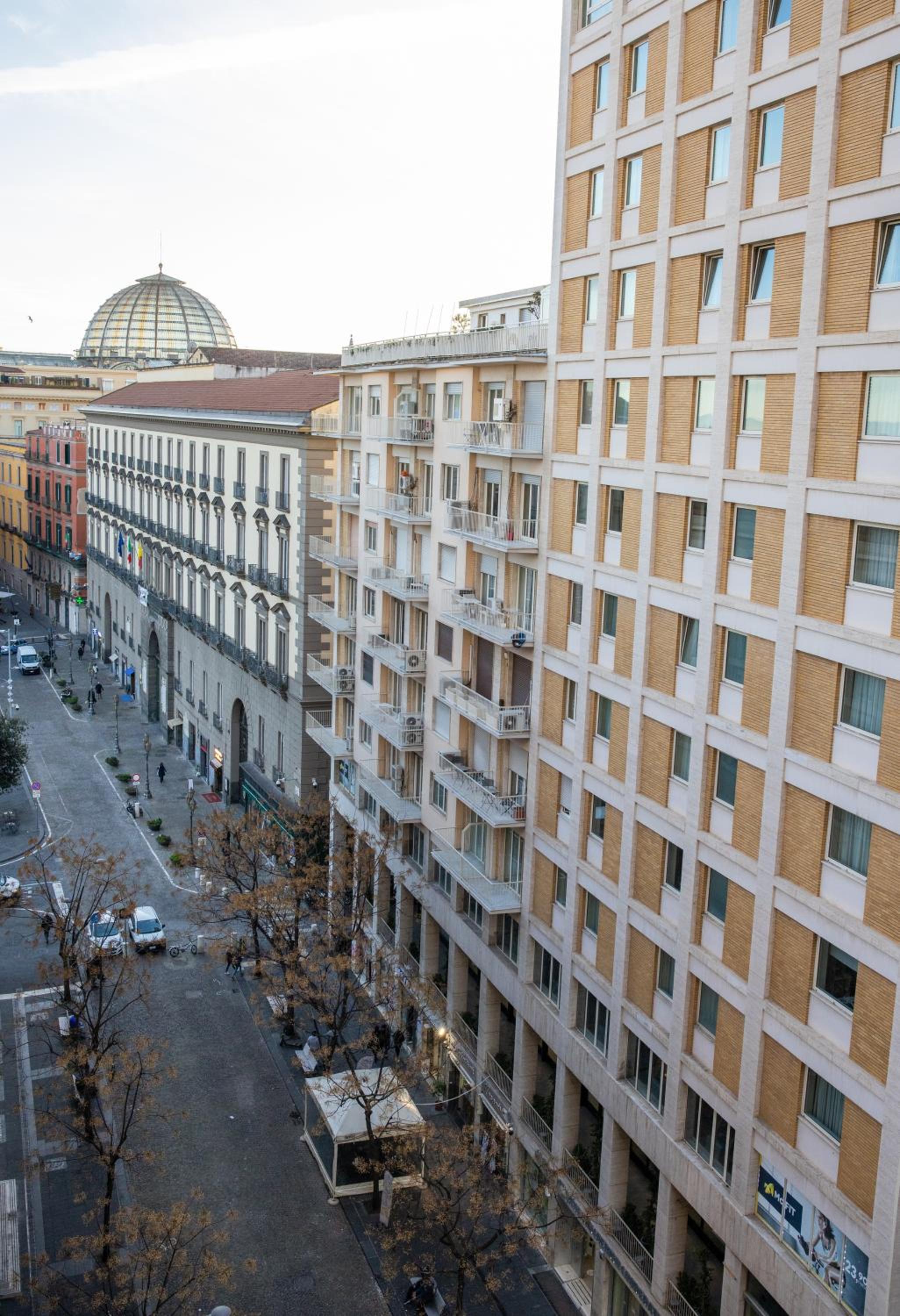 Napoli City Center - Appartamenti e Camere