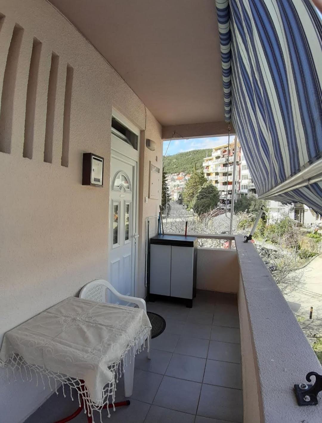 Apartement Igalo Center view 3