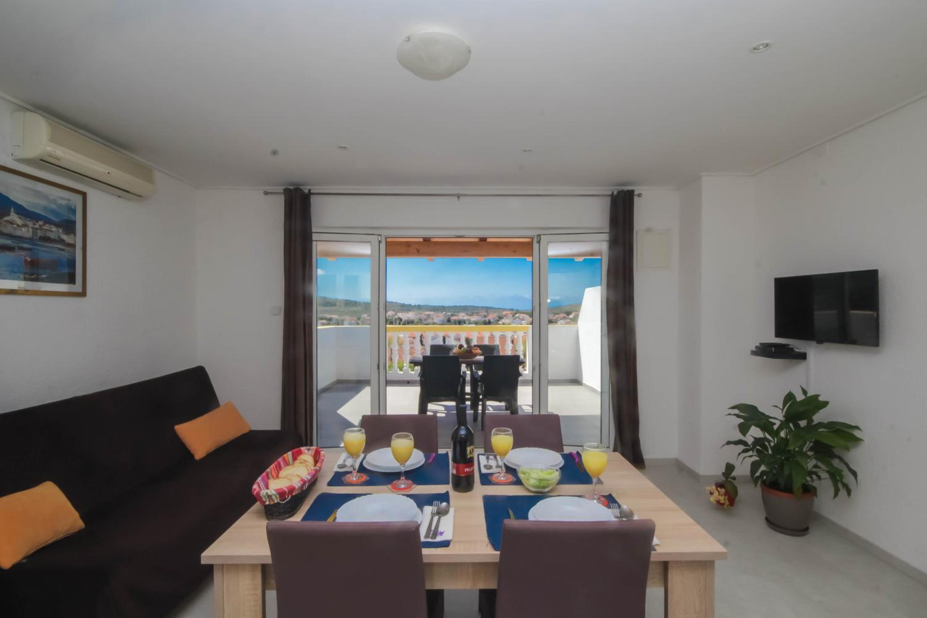 Apartmani Horvat view 2