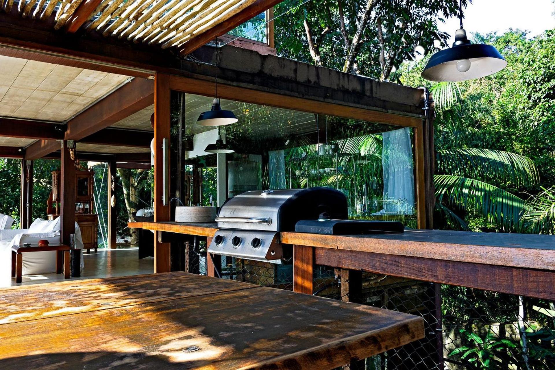 Luxury house with jacuzzi near Porto São Pedro