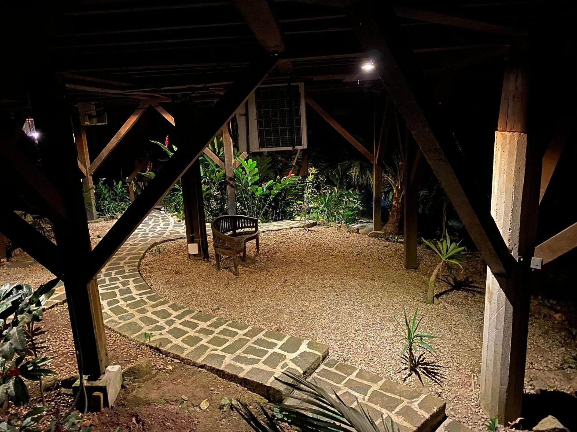Luxury house with jacuzzi near Porto São Pedro