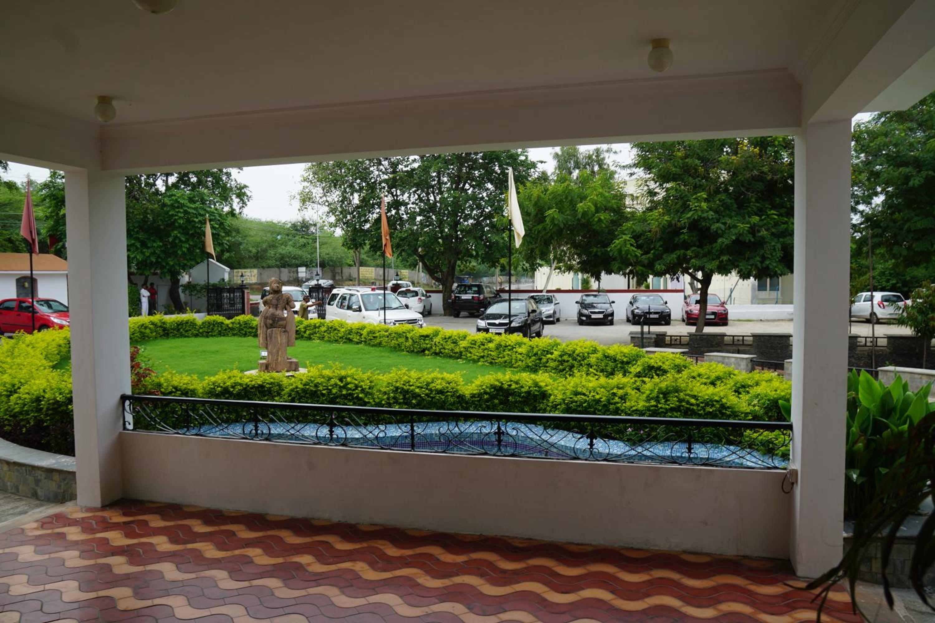 Amantra Shilpi Resort & Spa Udaipur, photo 11
