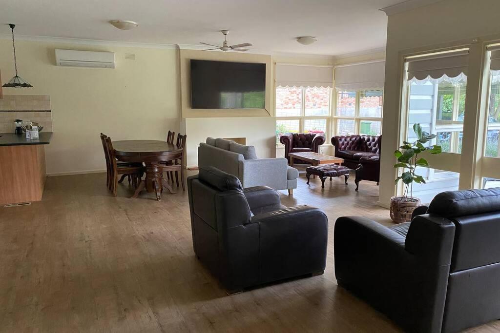 Victoria House- Great location