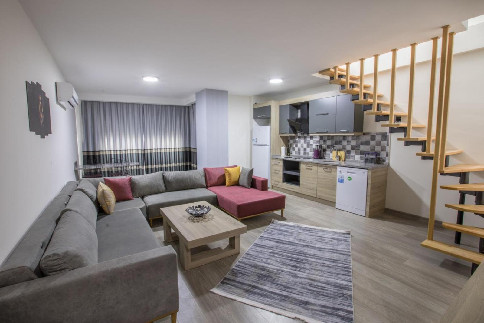 Elanis Suites - Image 28