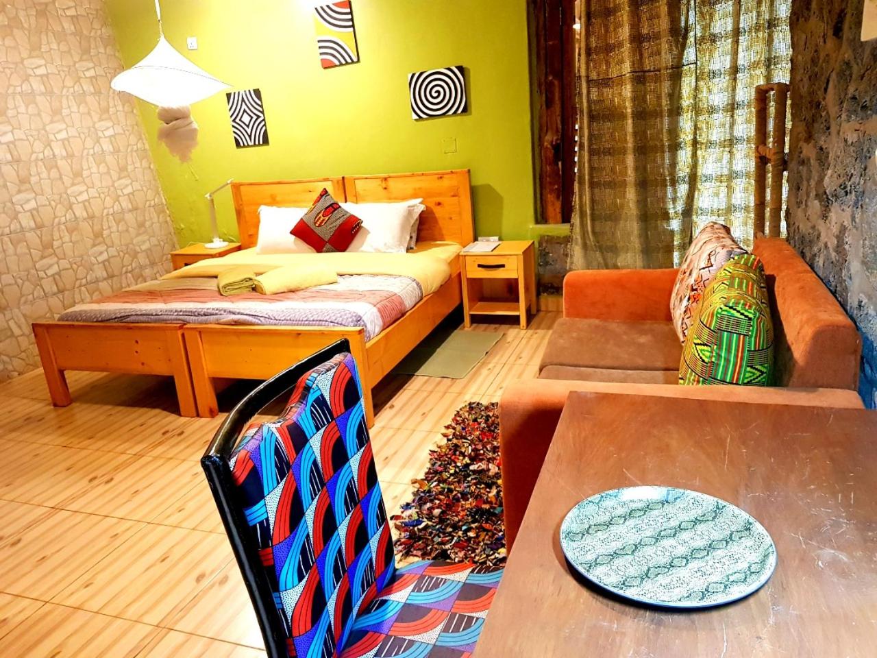 Yambi Guesthouse