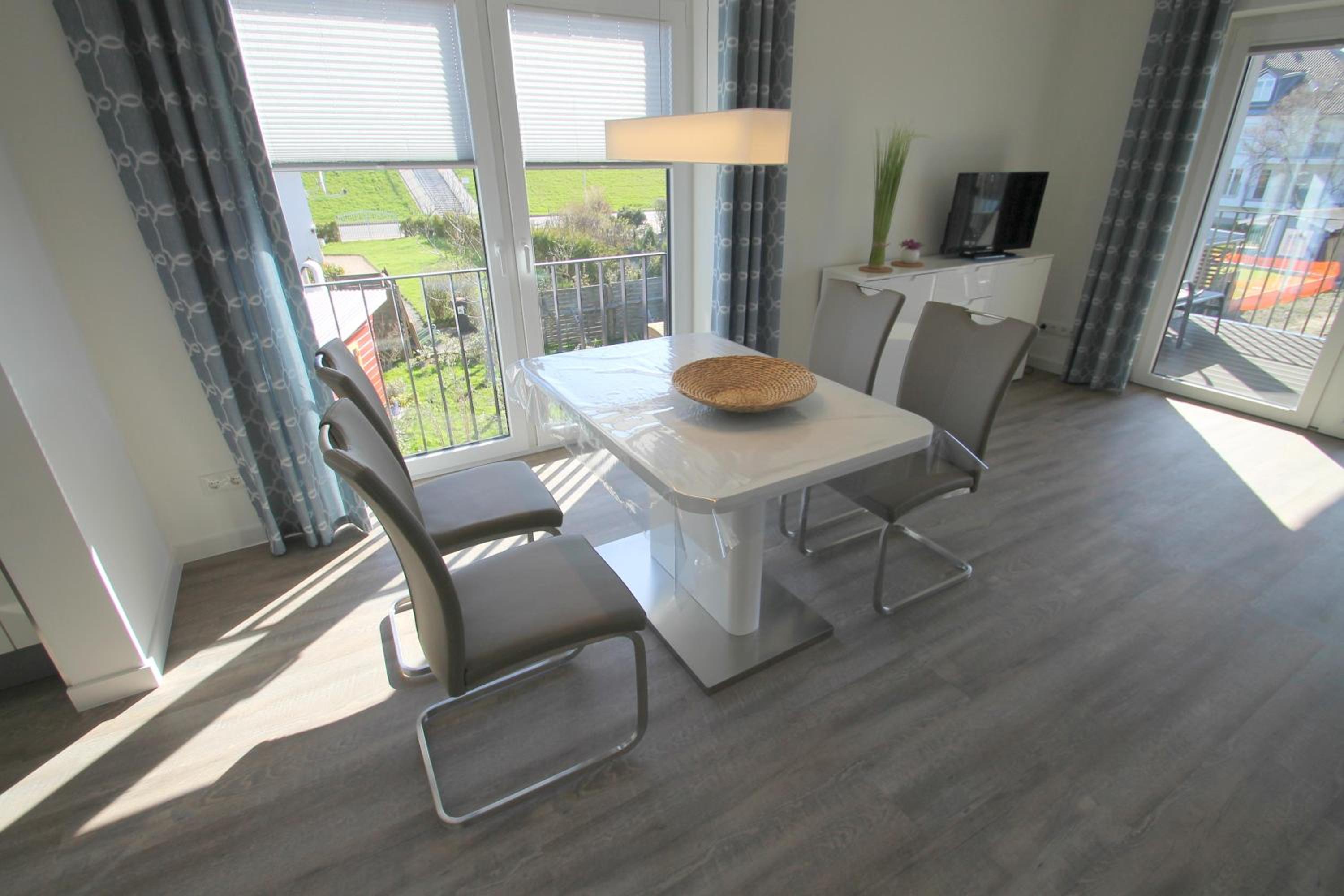 2104 - Strandwiese view 2