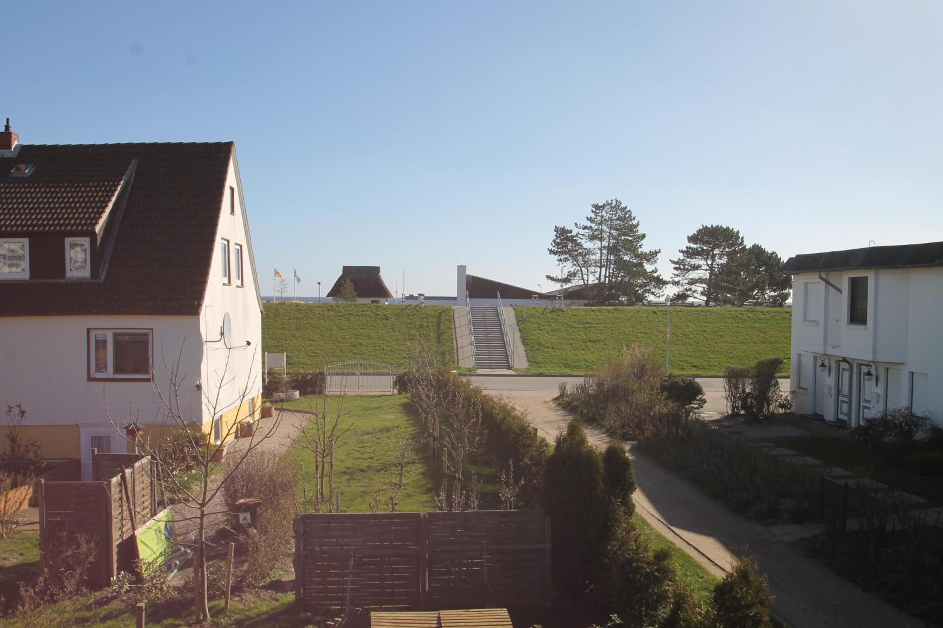 2104 - Strandwiese view 4