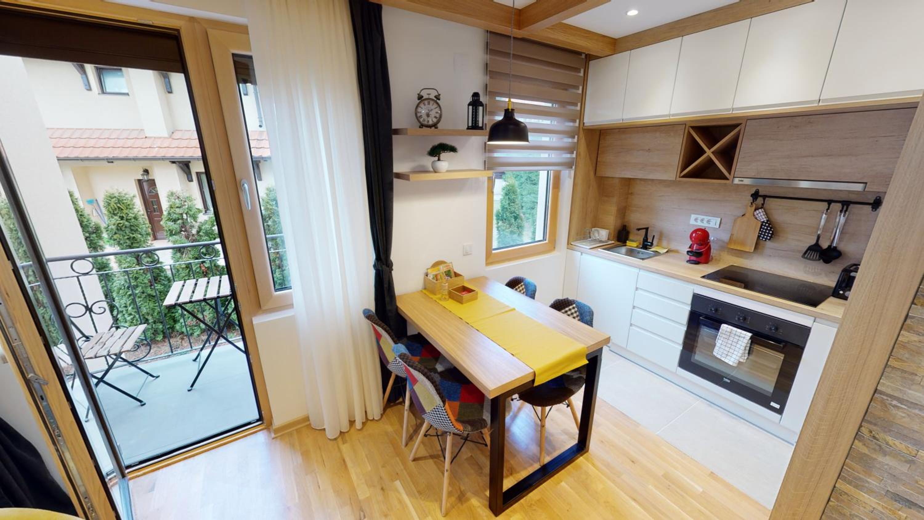 Wooden Corner Apartment view 3