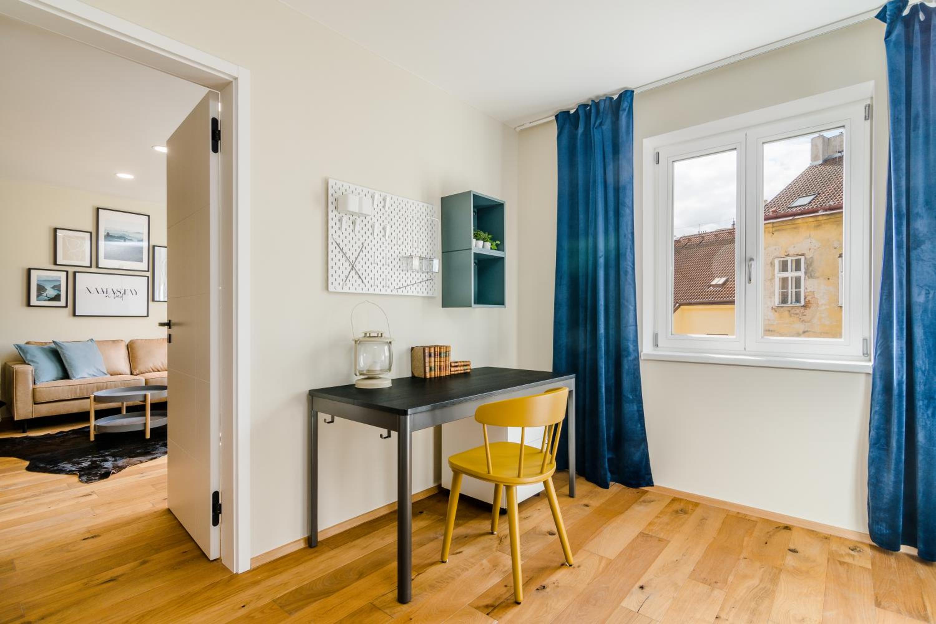 Prague Days - Premium Loft with AC & View of the Žižkov Tower from Spacious Terrace