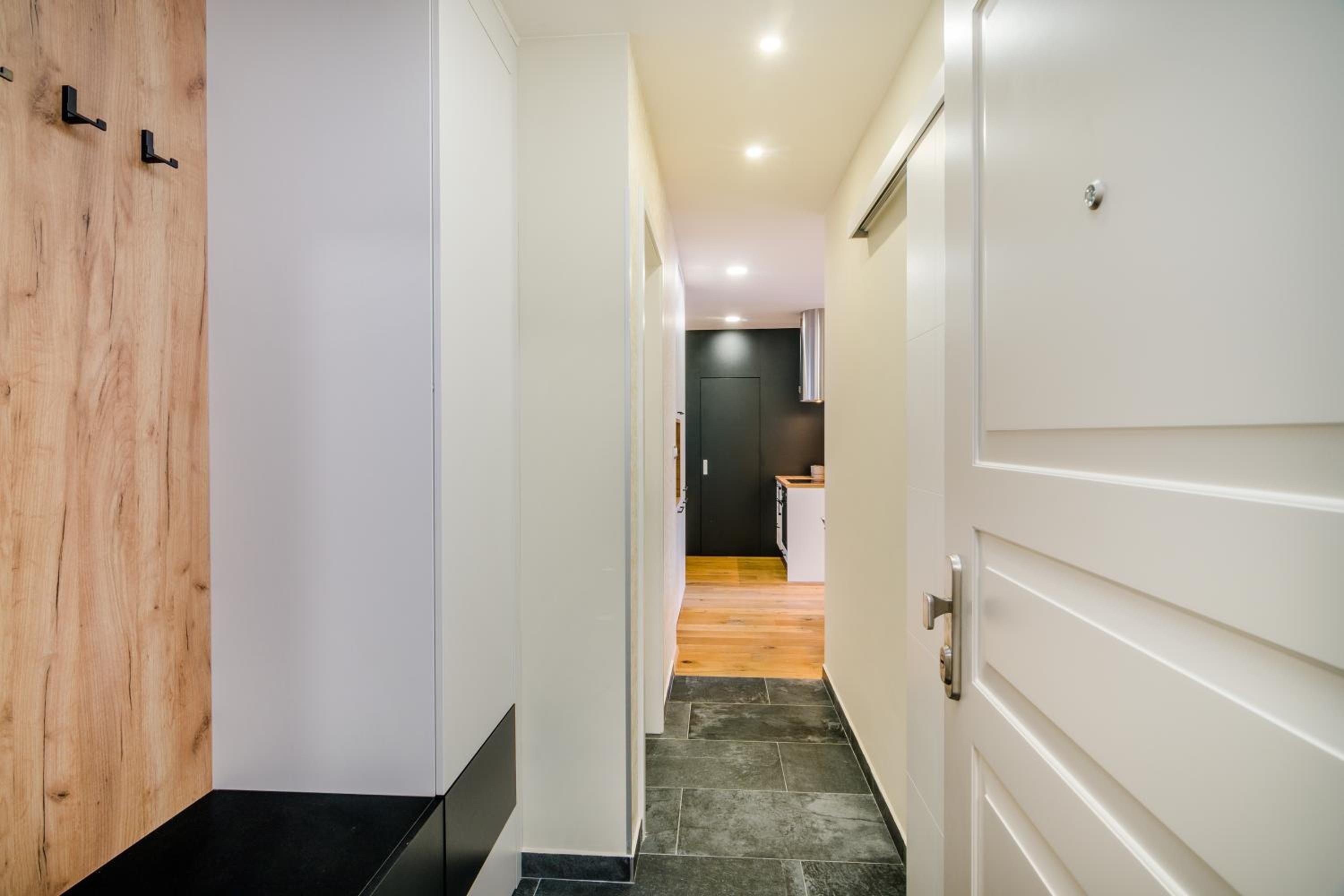 Prague Days - Premium Loft with AC & View of the Žižkov Tower from Spacious Terrace