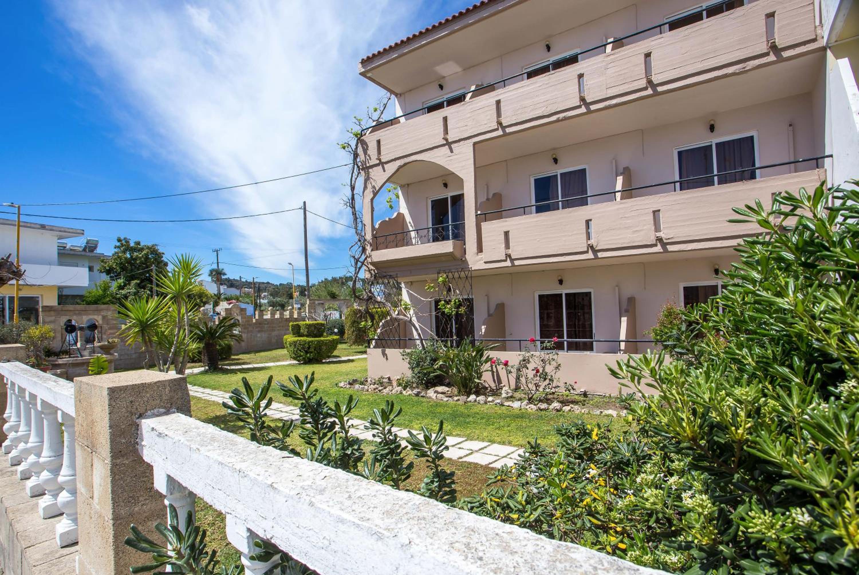 Hotel Jimmy’s Garden - Image 1