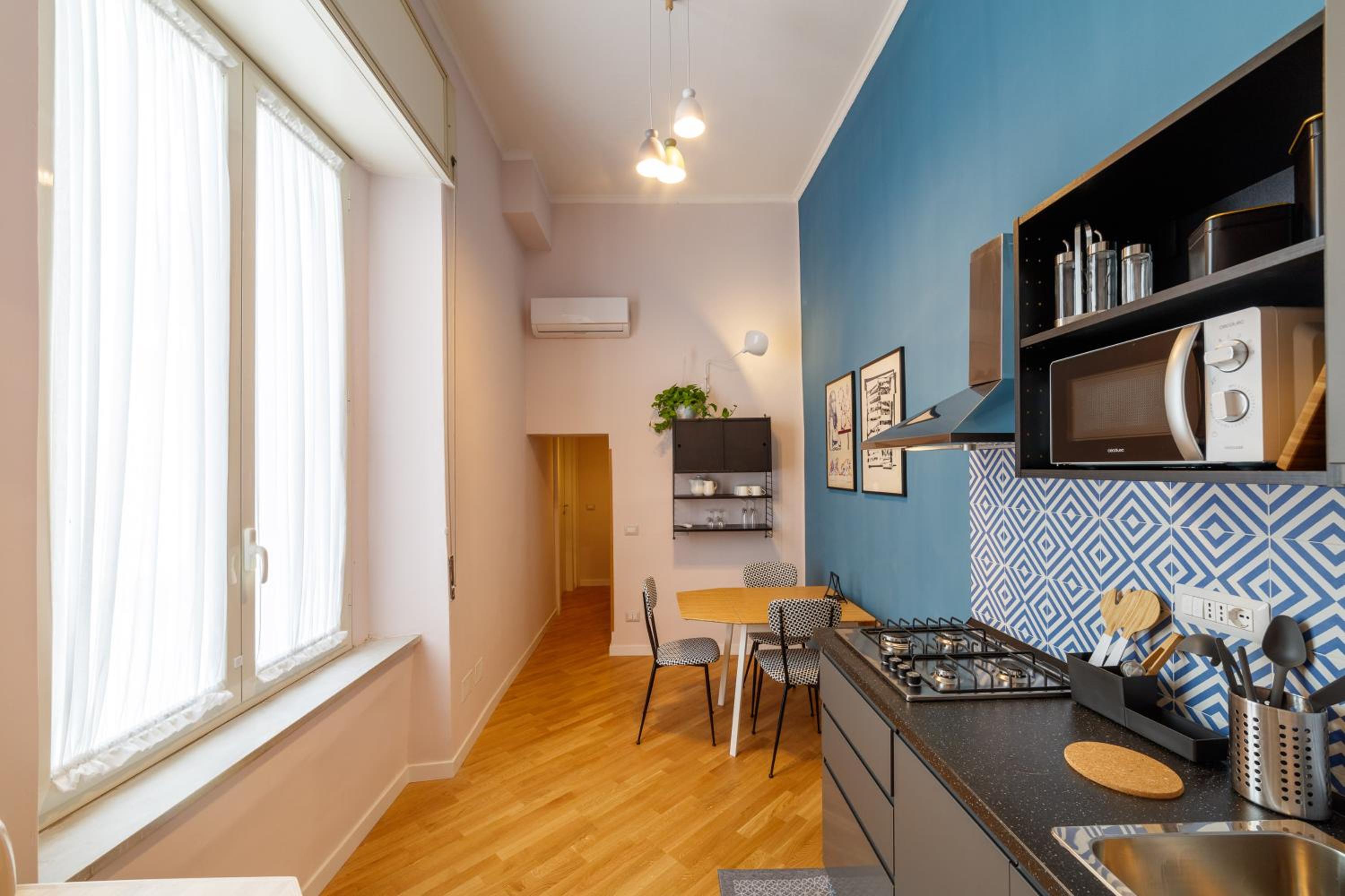 Design Apartments next Bellini Square